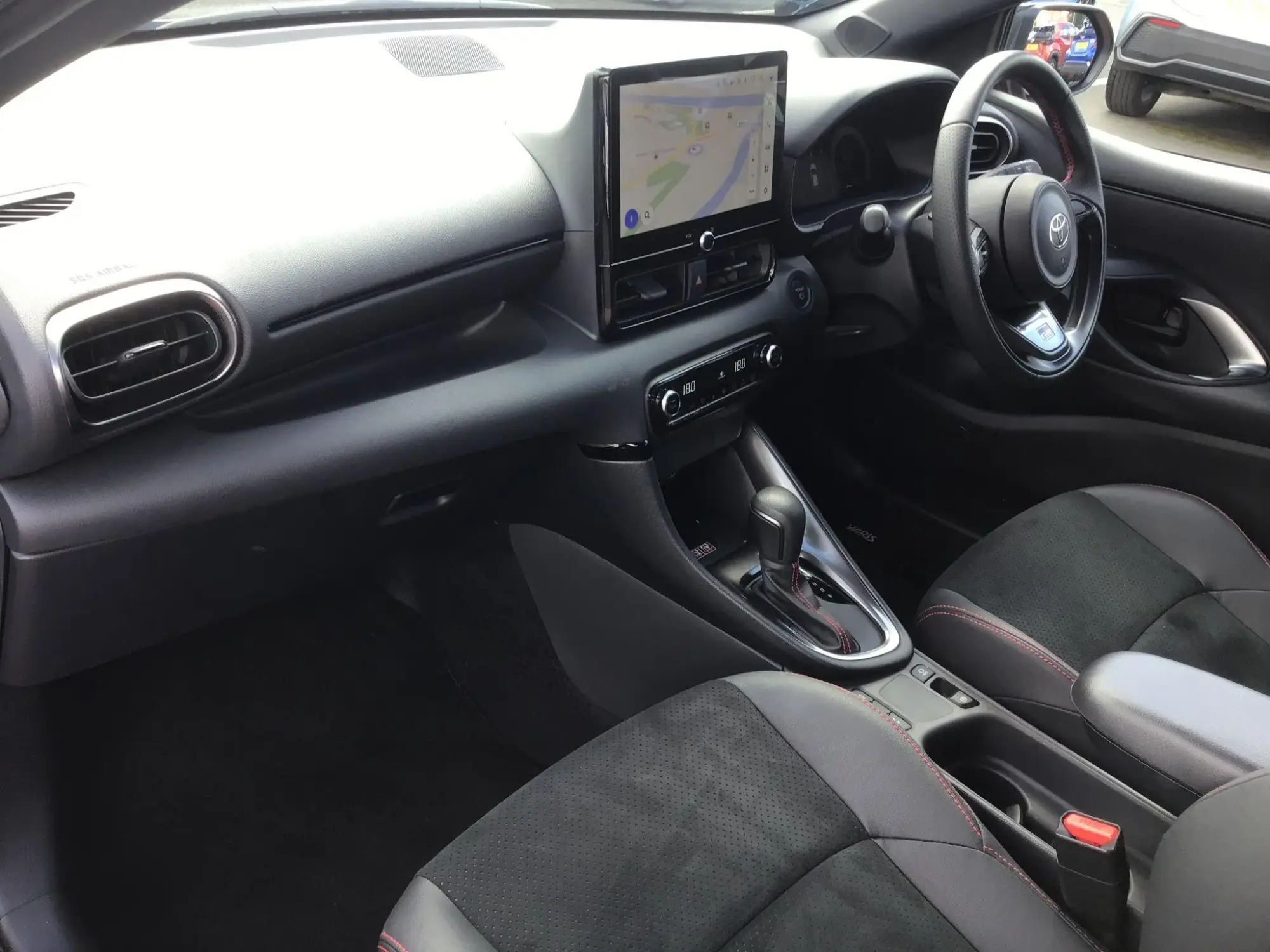 Toyota Yaris Image 5