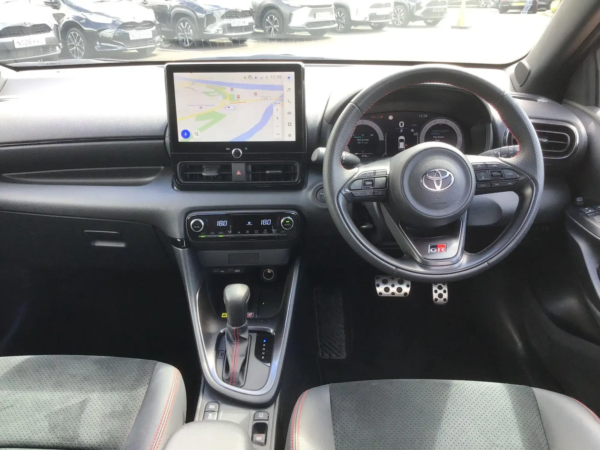 Toyota Yaris Image 6