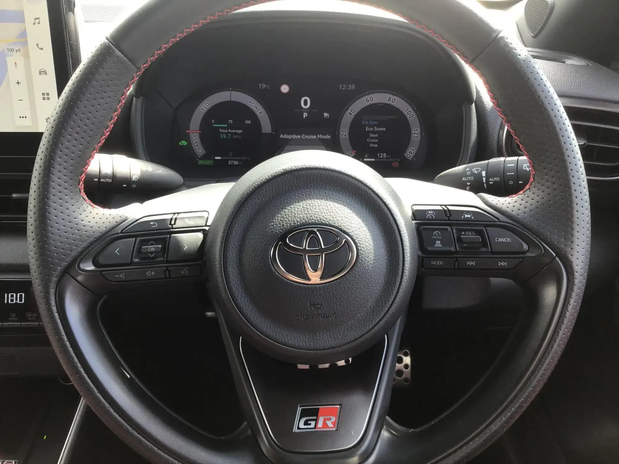 Toyota Yaris Image 11