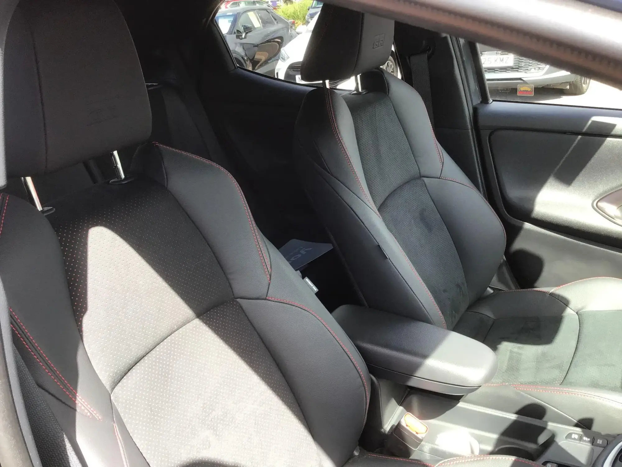 Toyota Yaris Image 14