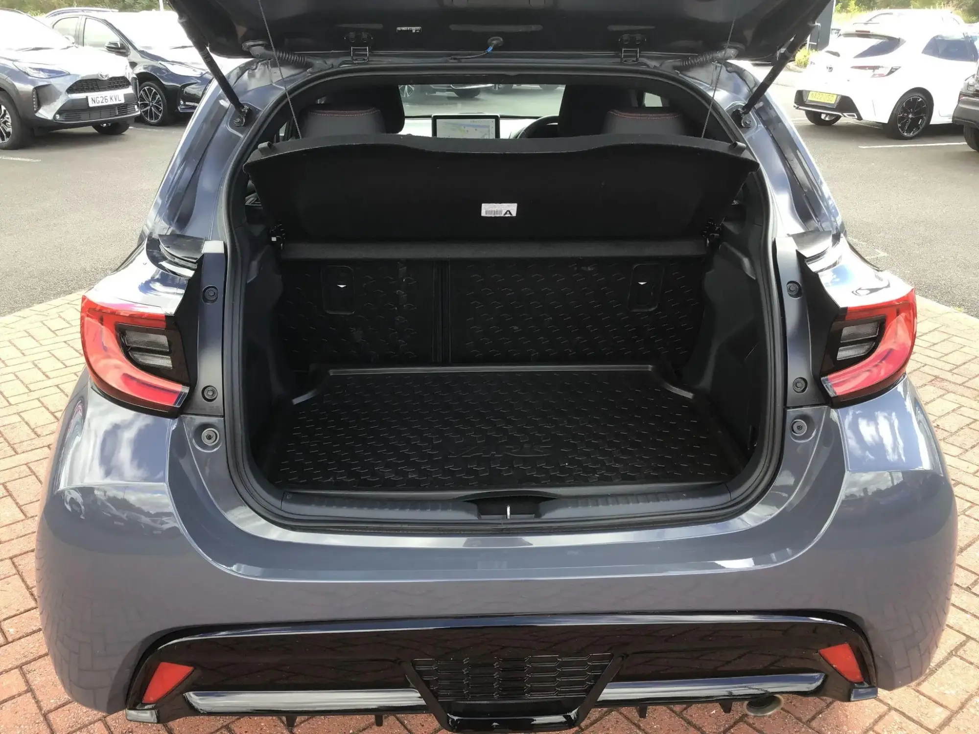 Toyota Yaris Image 18