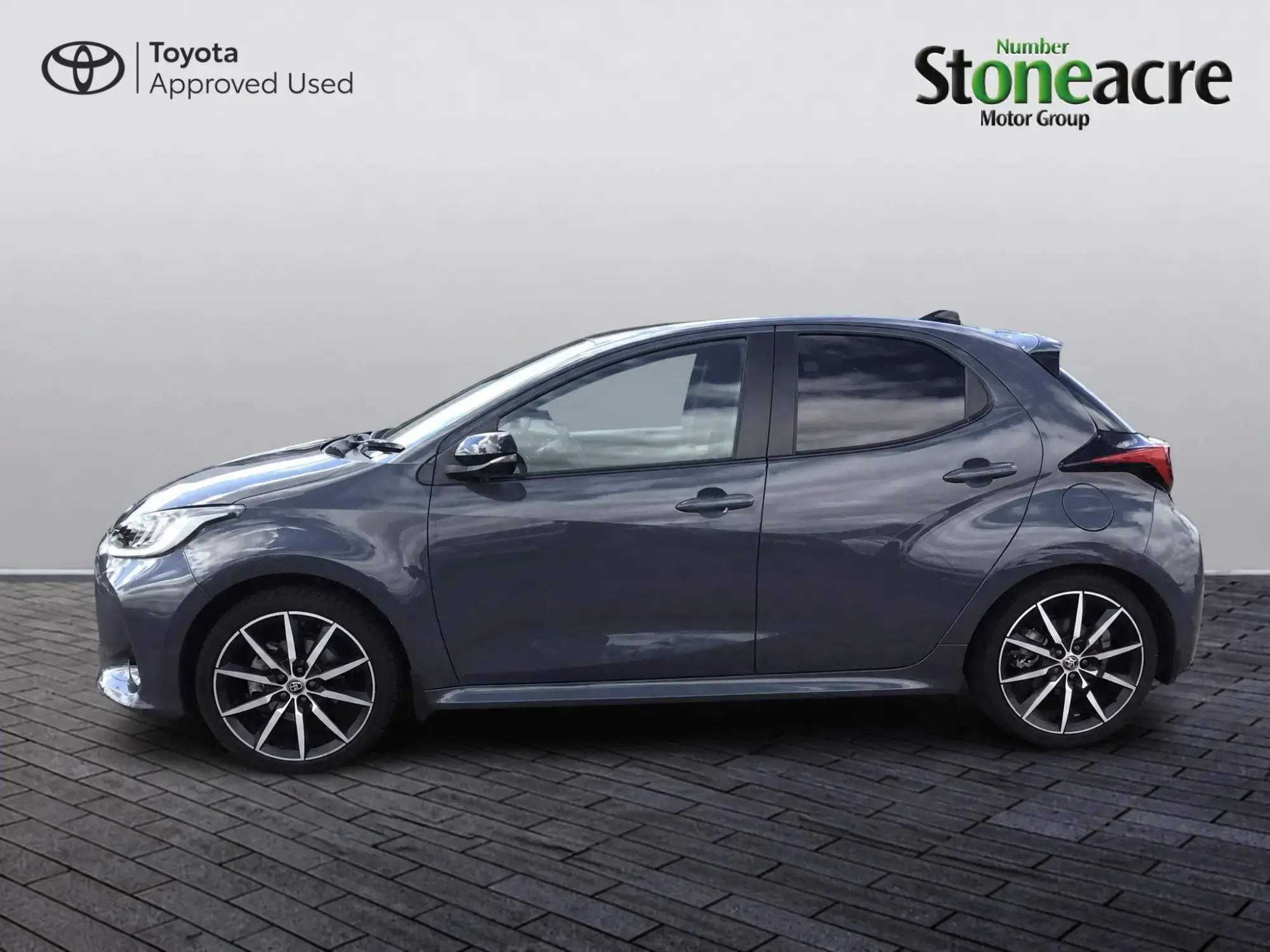 Toyota Yaris Image 21