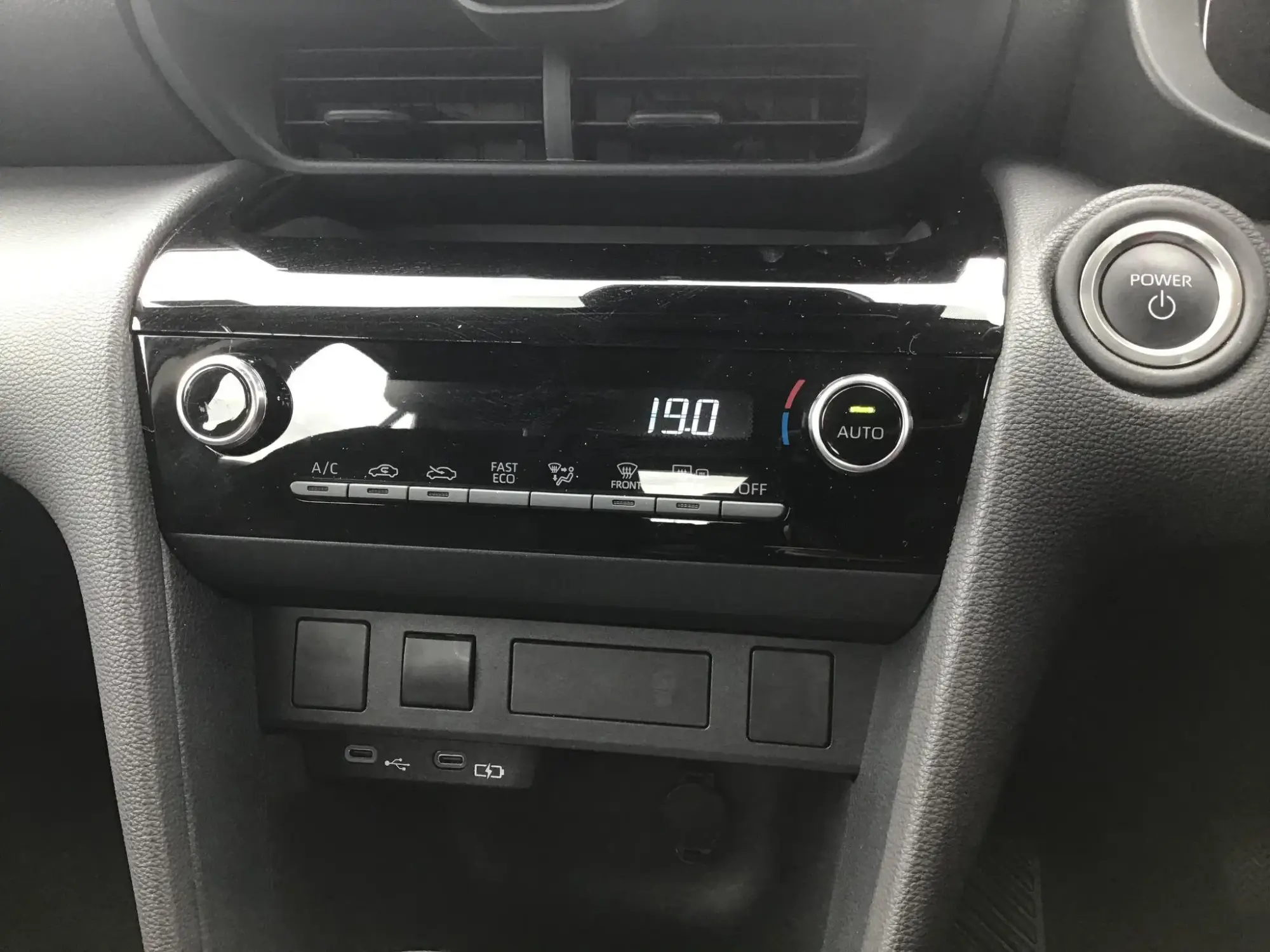 Toyota Yaris Cross Image 9