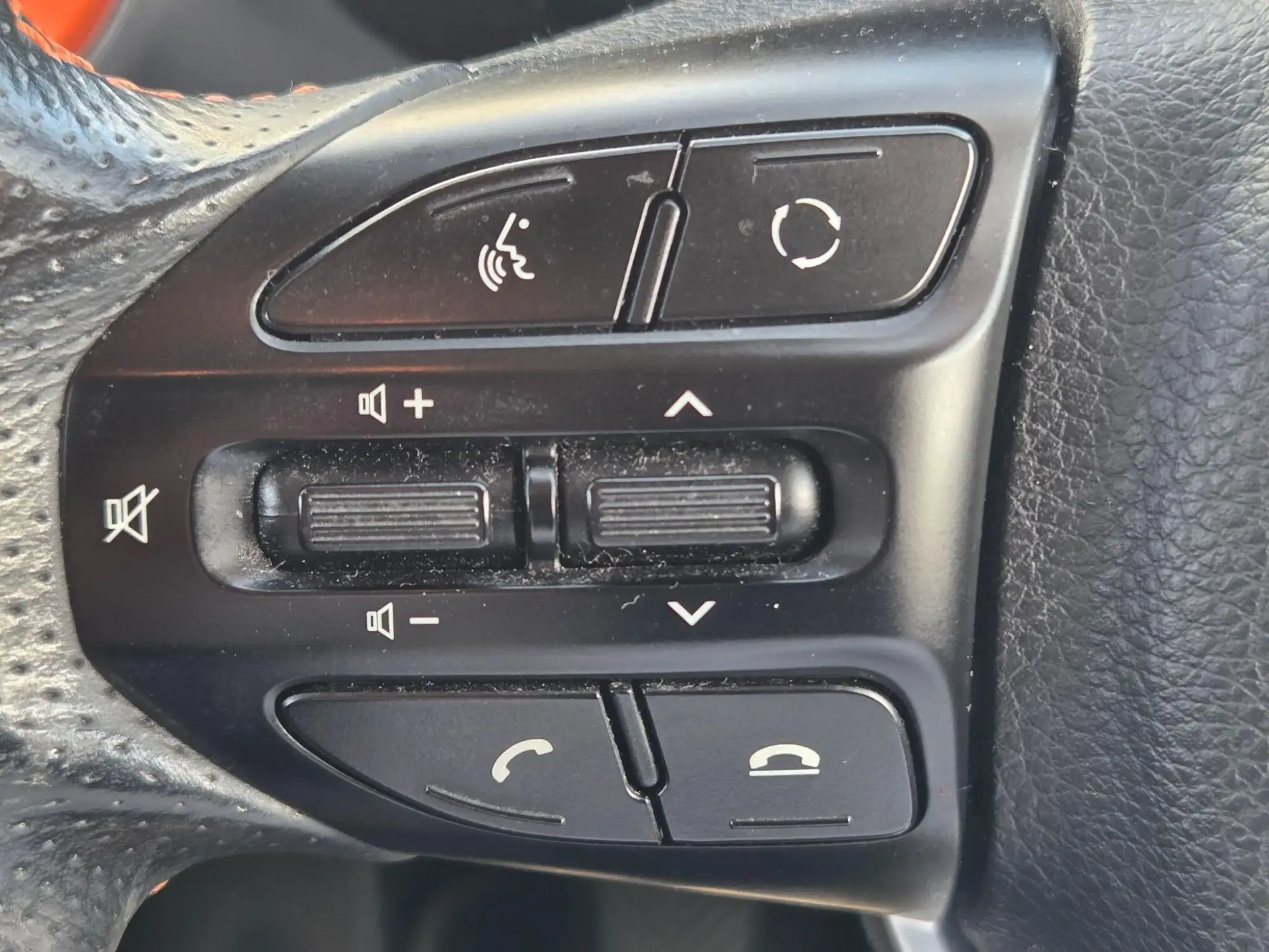 Kia Stonic Image 15 Kia Stonic Image 15