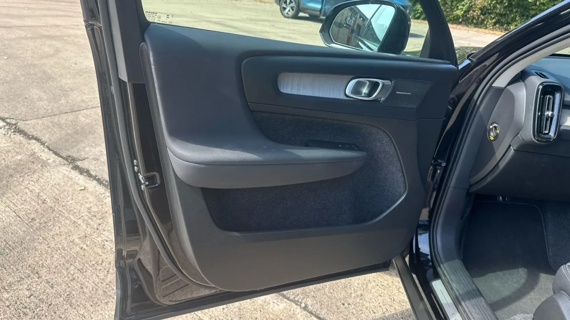 Volvo XC40 Image 16