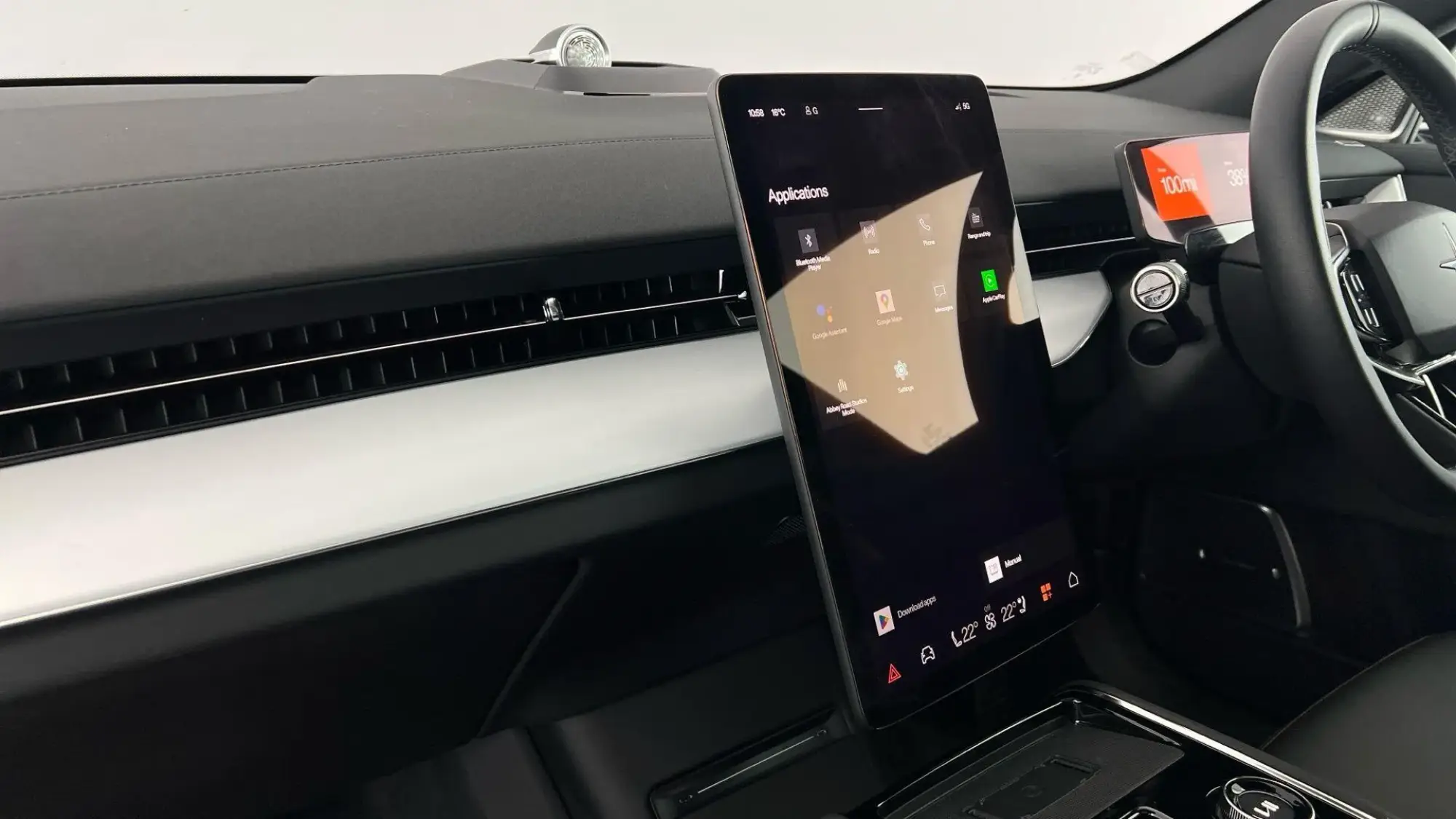 Polestar 3 Image 13