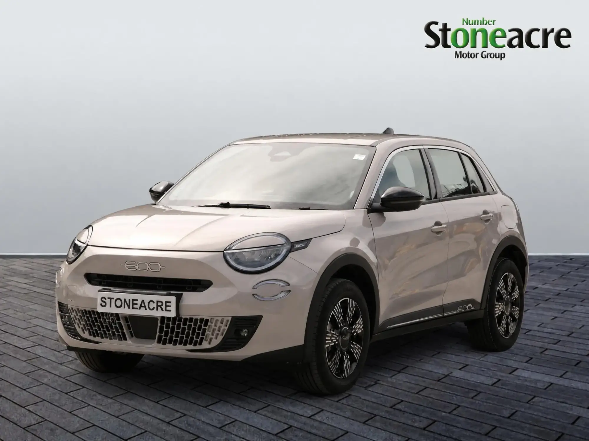 Fiat 600 Petrol Image 7 Fiat 600 Petrol Image 7