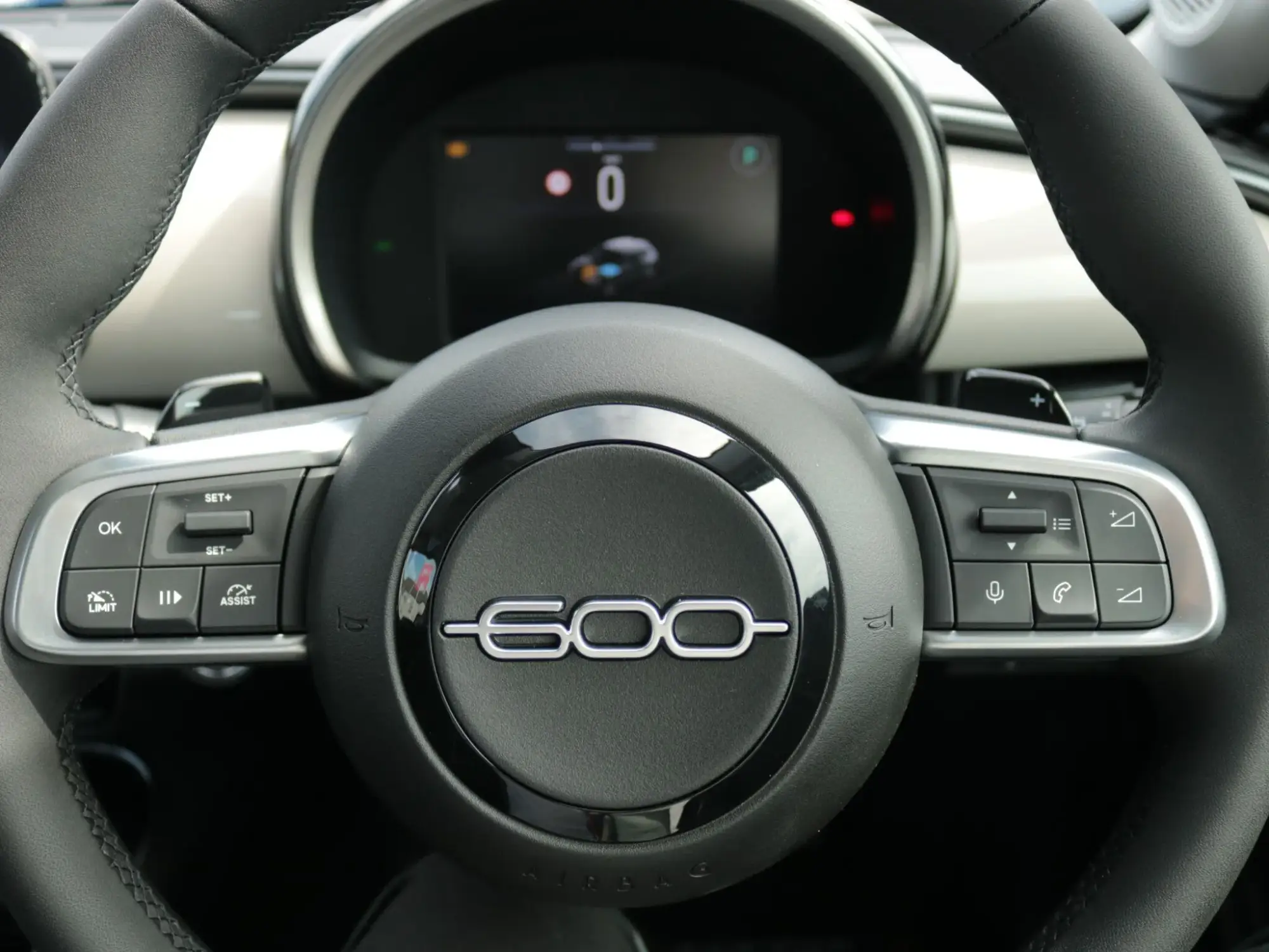 Fiat 600 Petrol Image 16 Fiat 600 Petrol Image 16