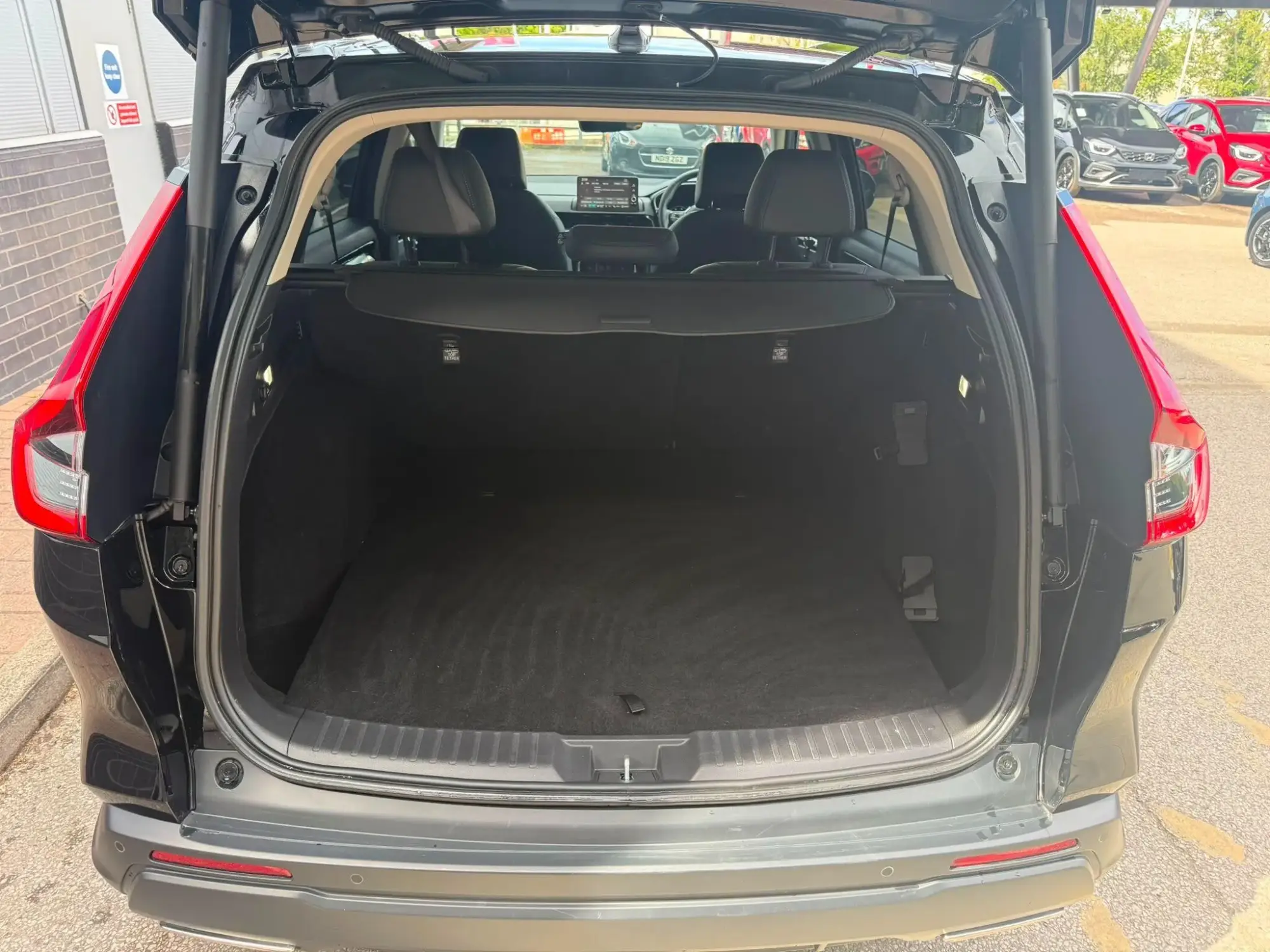 Honda CR-V Hybrid Image 27 Honda CR-V Hybrid Image 27