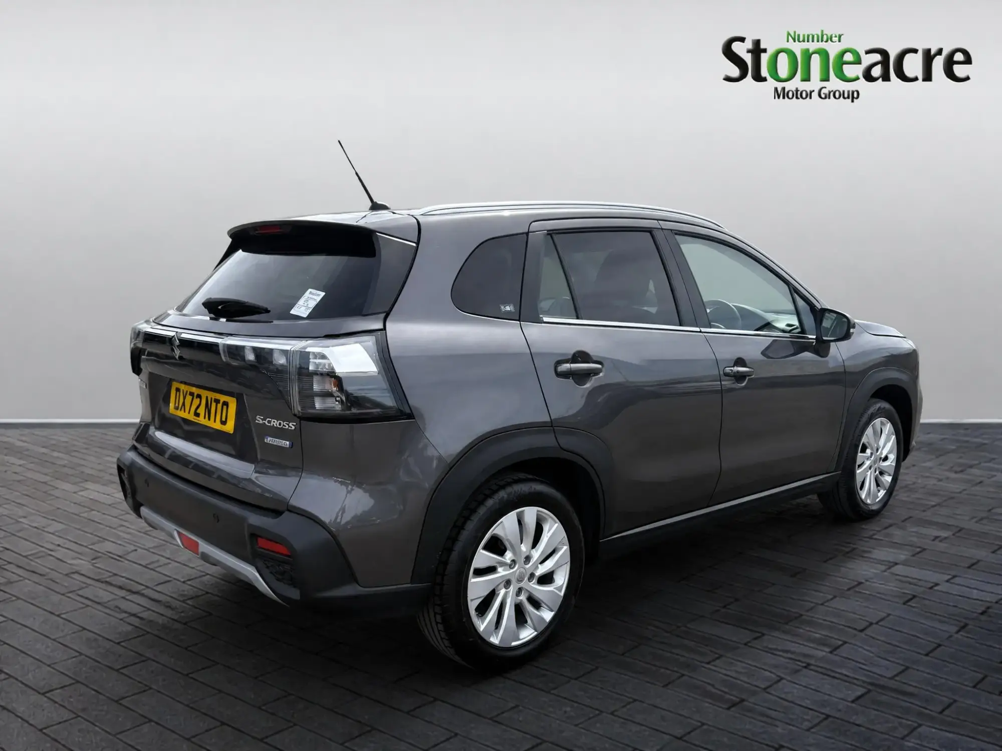 Suzuki S-Cross Image 3