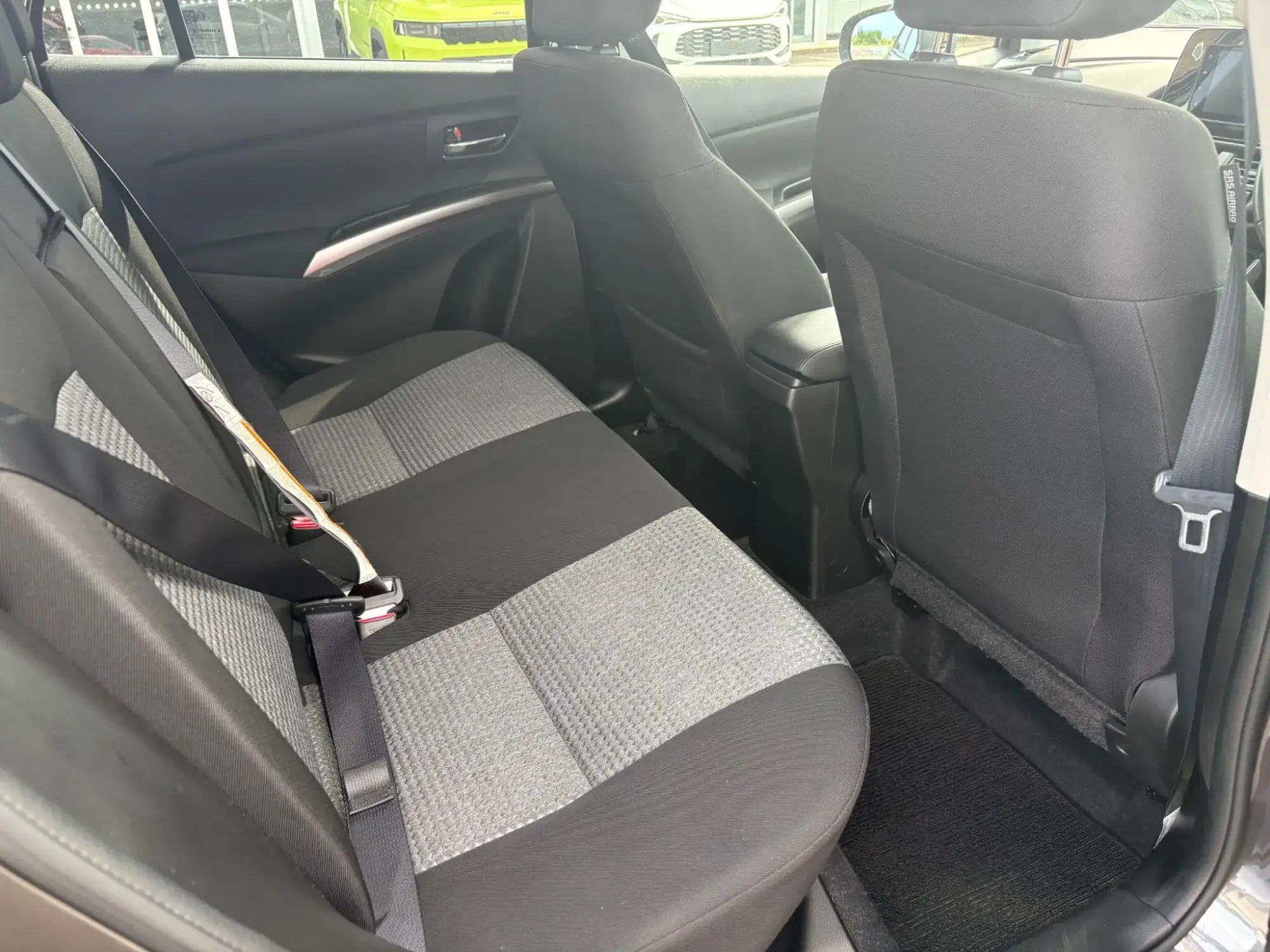 Suzuki S-Cross Image 10