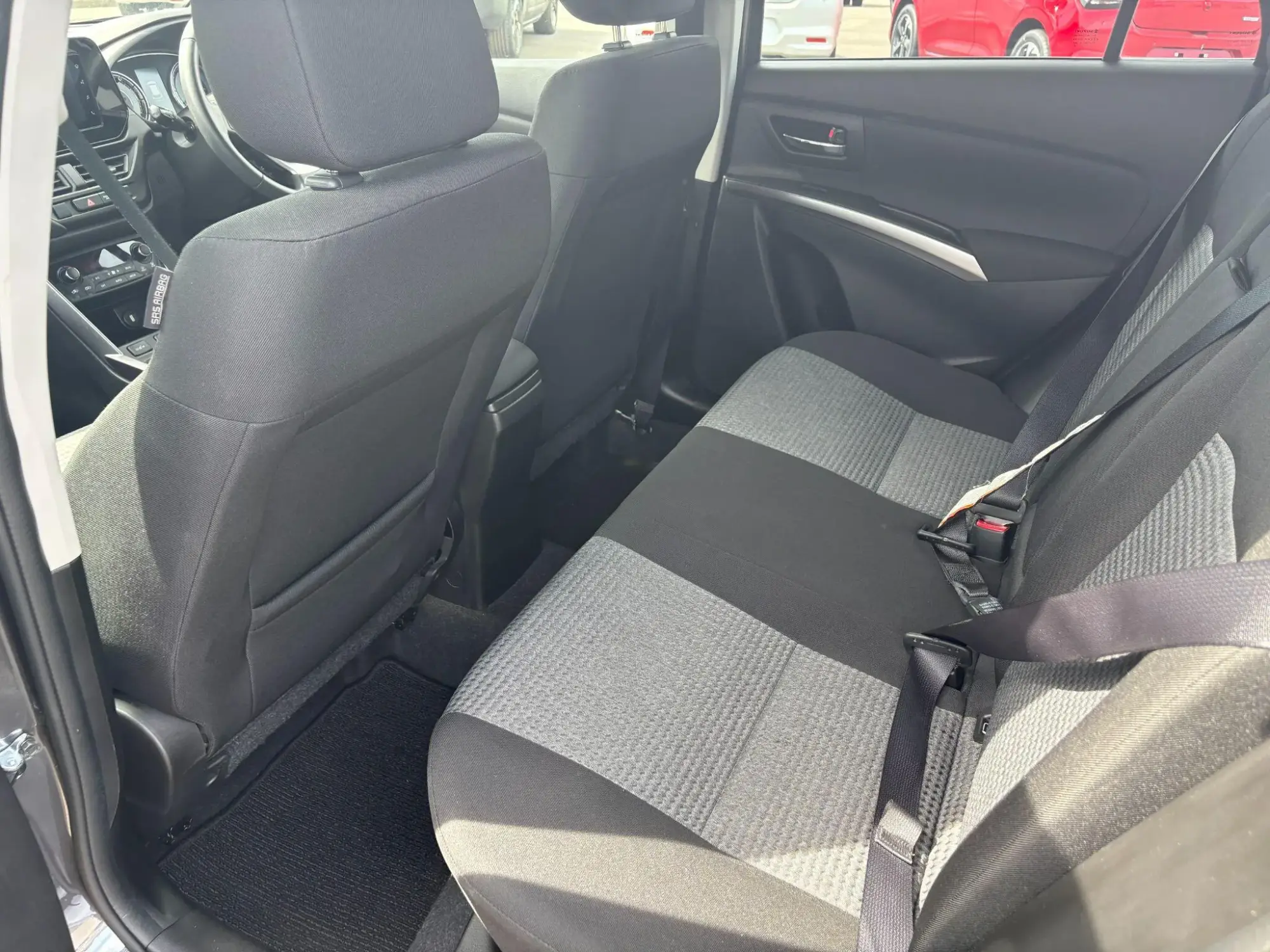 Suzuki S-Cross Image 11