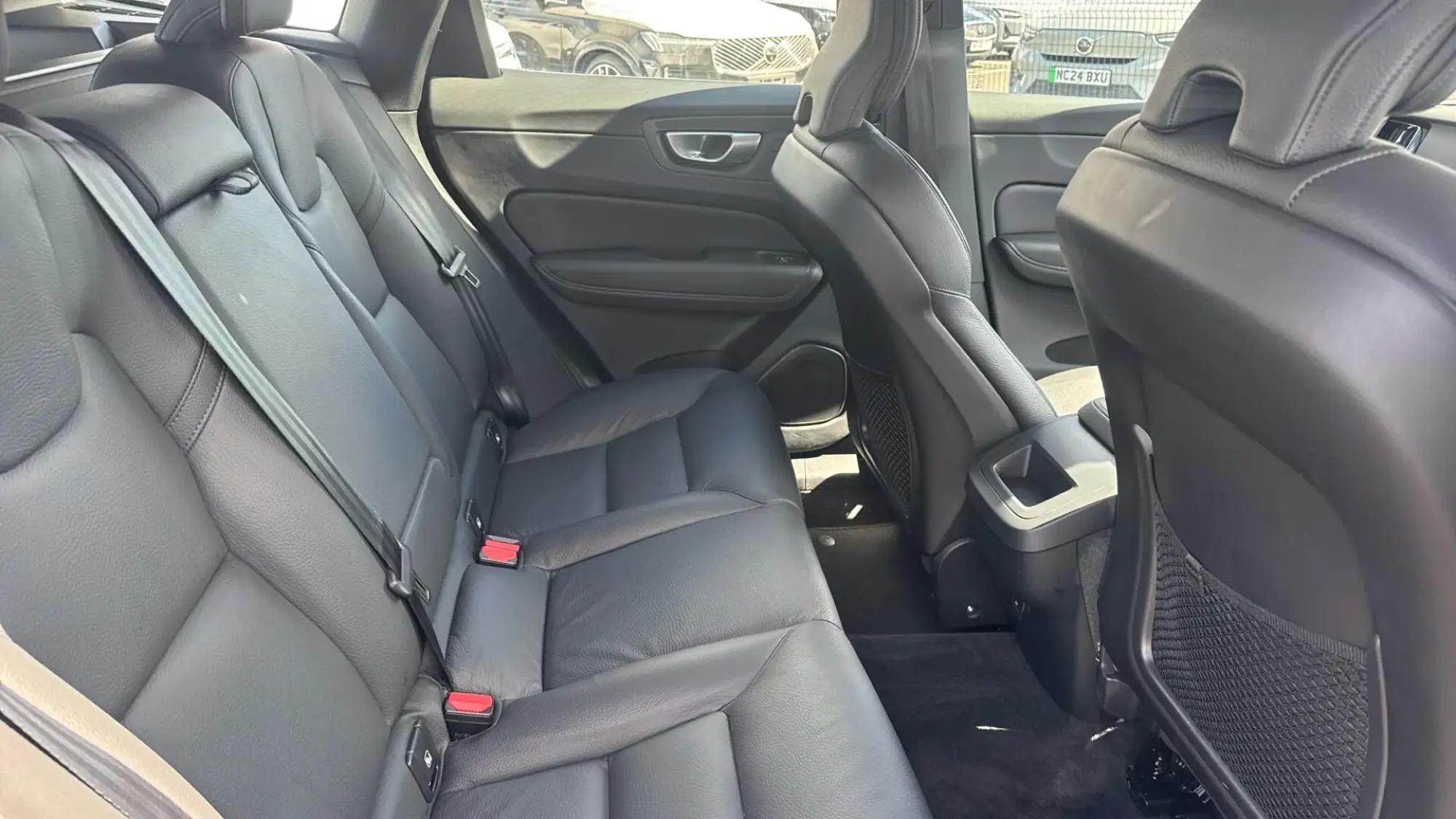 Volvo XC60 Image 6