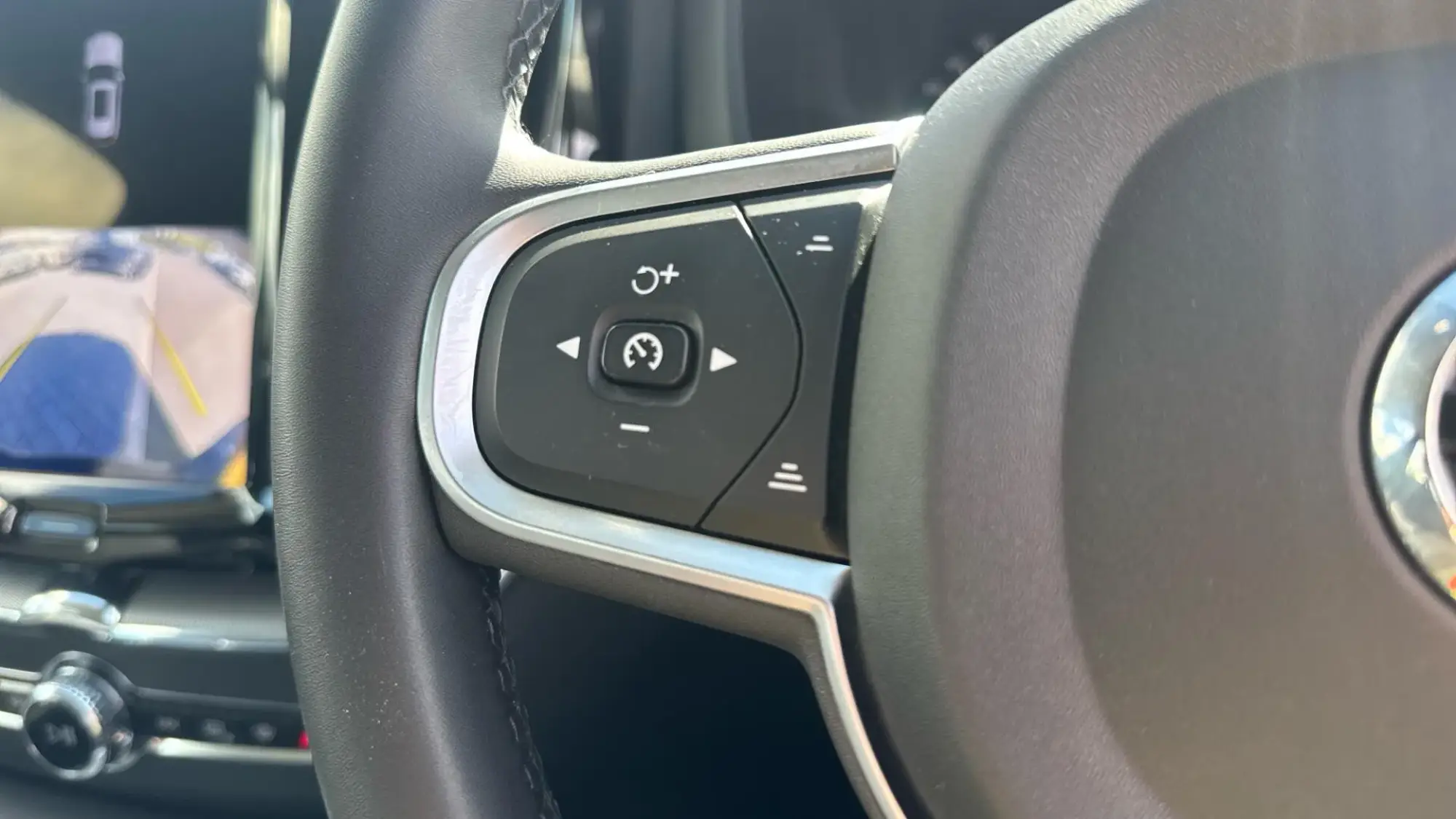 Volvo XC60 Image 21