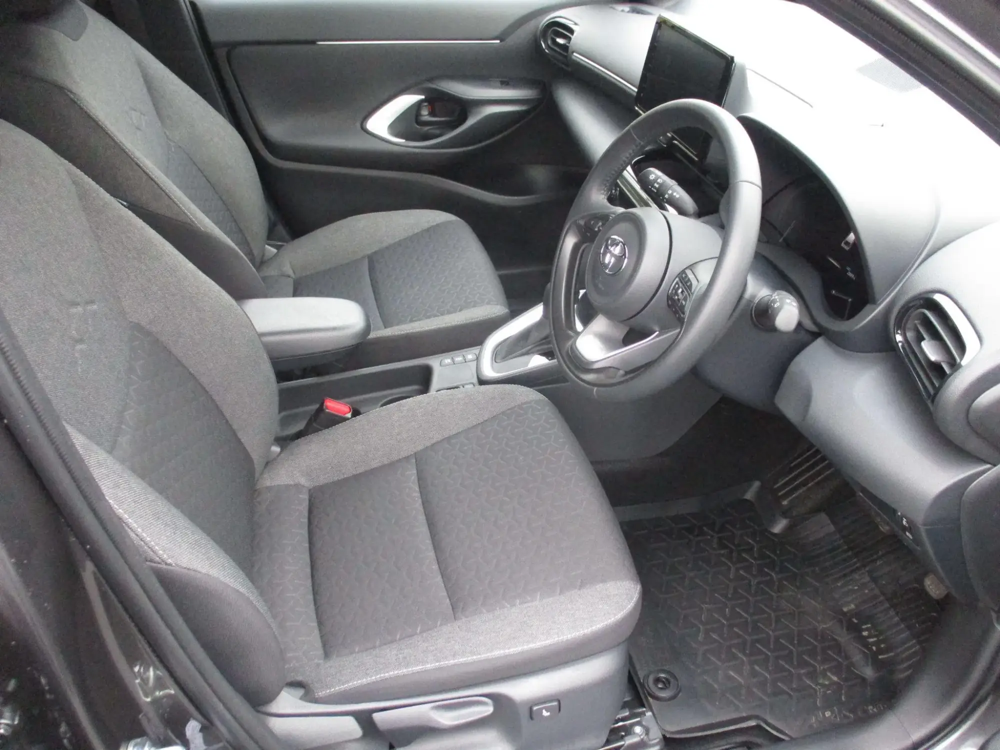 Toyota Yaris Cross Image 9 Toyota Yaris Cross Image 9