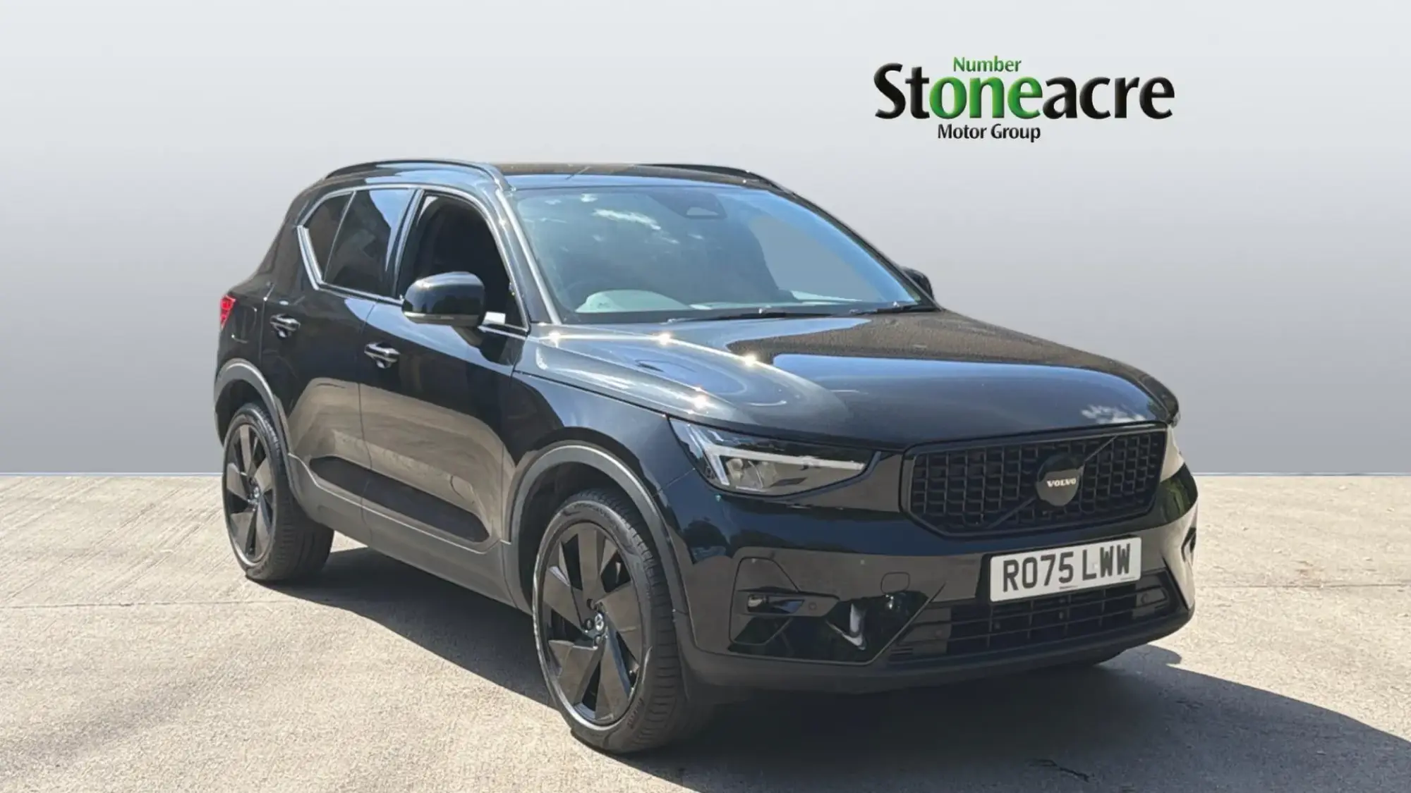 Volvo XC40 Image 1 Volvo XC40 Image 1