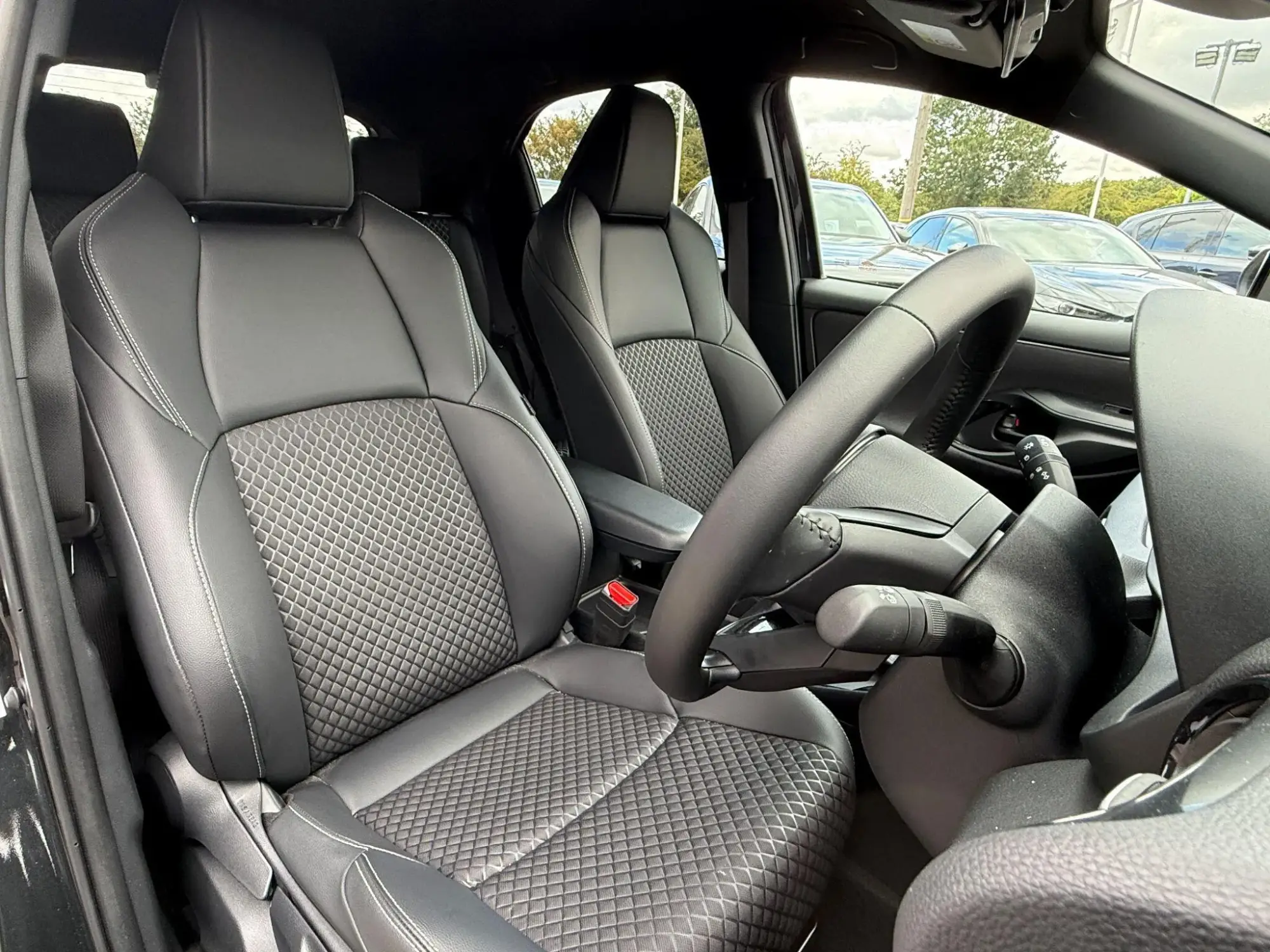 Mazda2 Hybrid Image 16