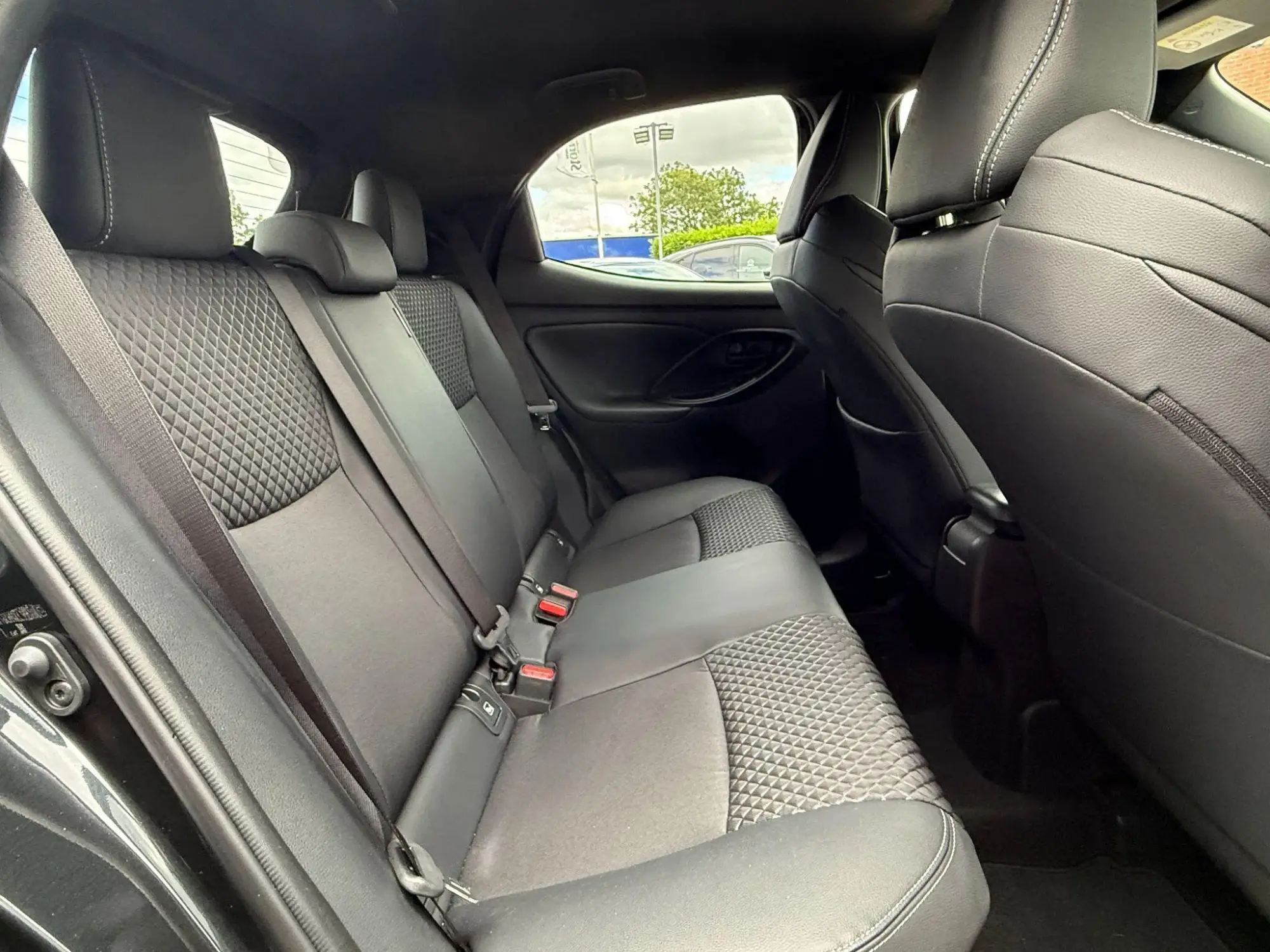 Mazda2 Hybrid Image 17