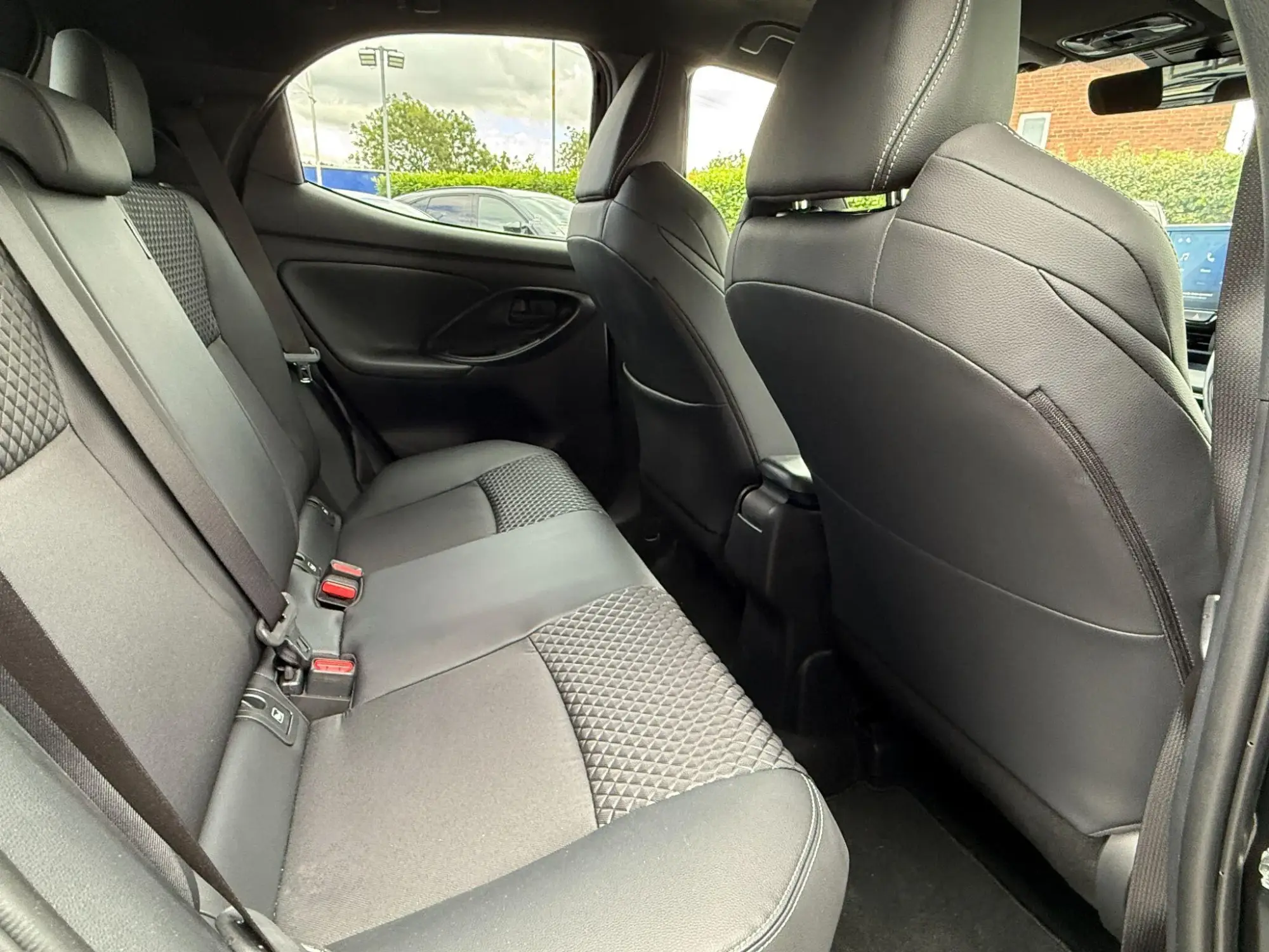 Mazda2 Hybrid Image 18