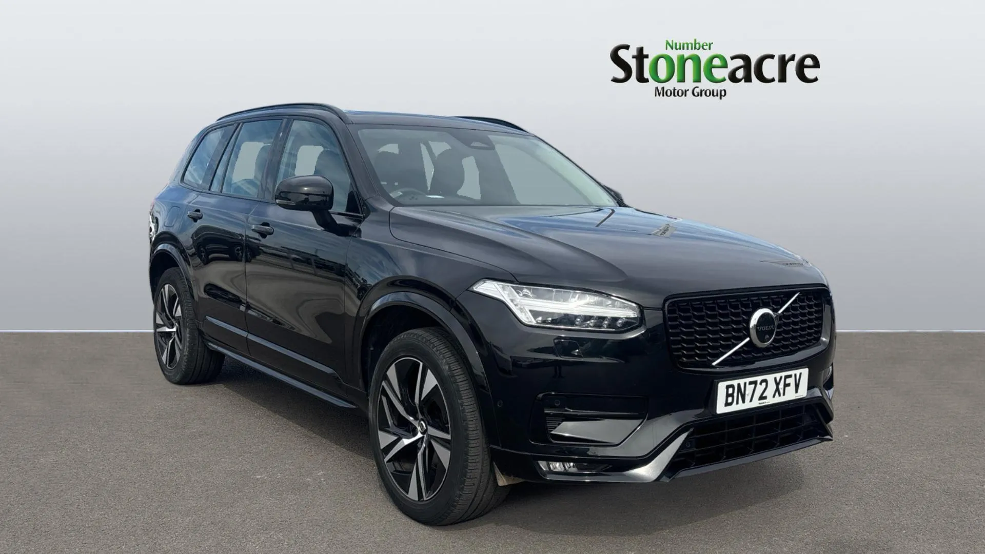 Volvo XC90 listing photo