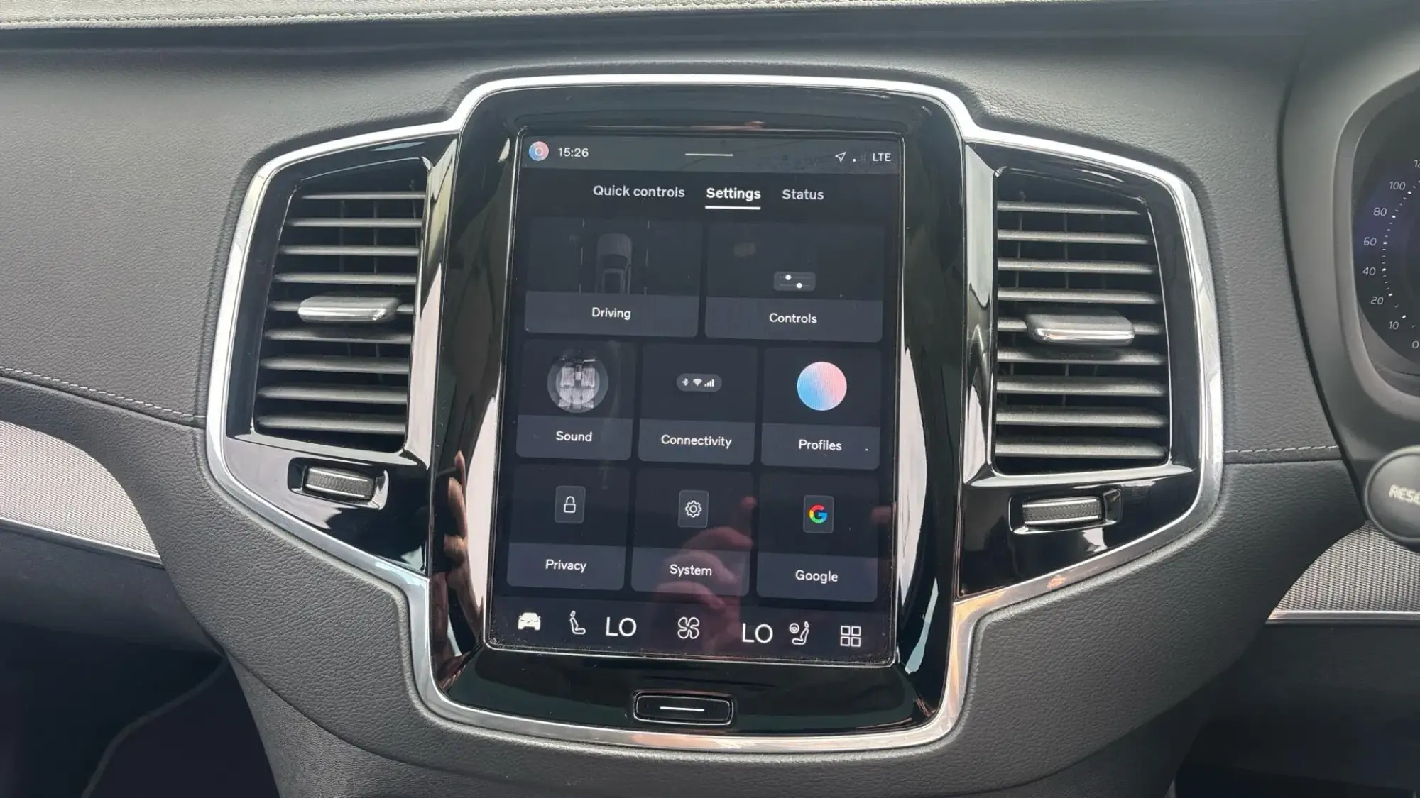 Volvo XC90 Image 16