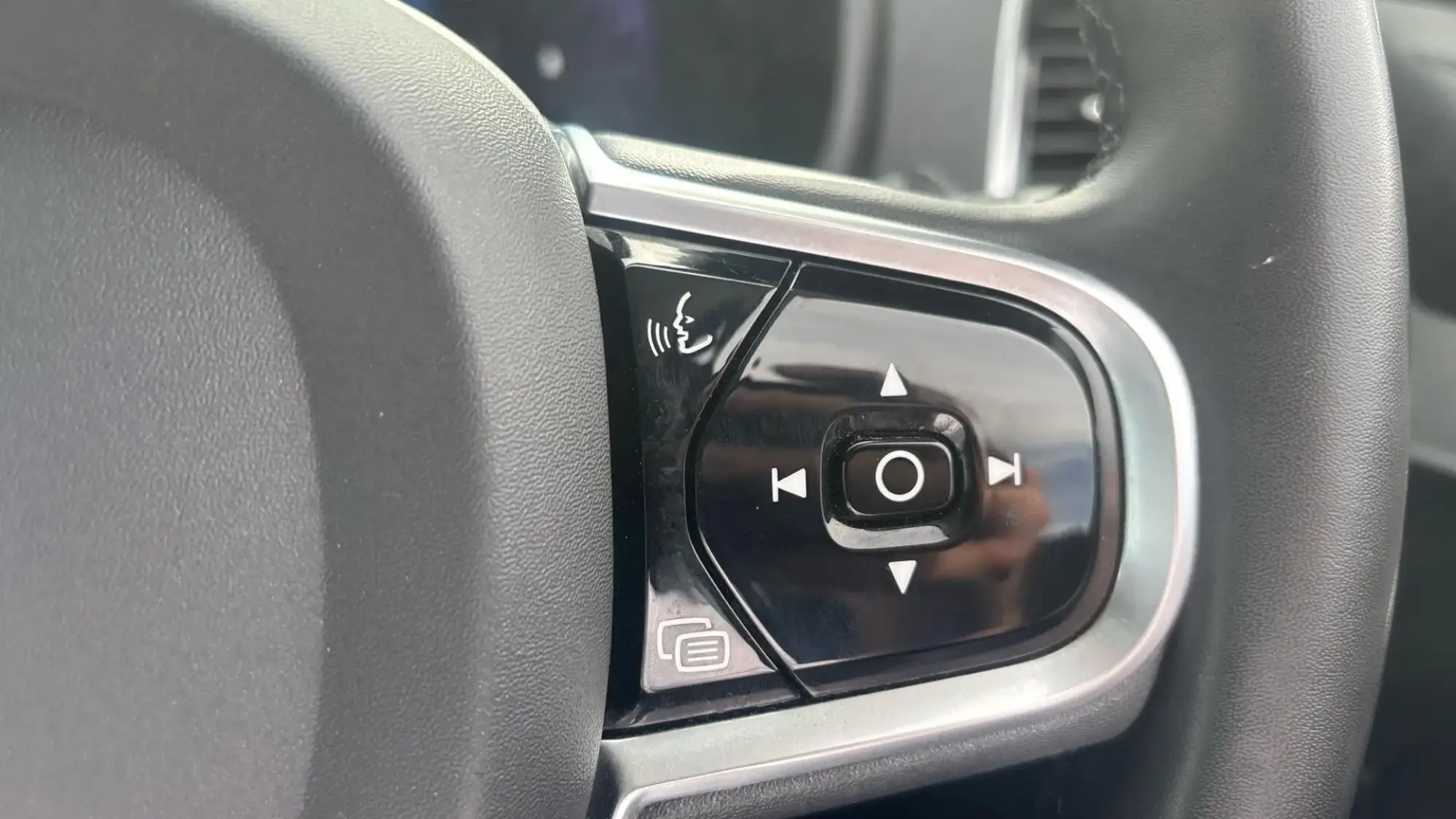 Volvo XC90 Image 20