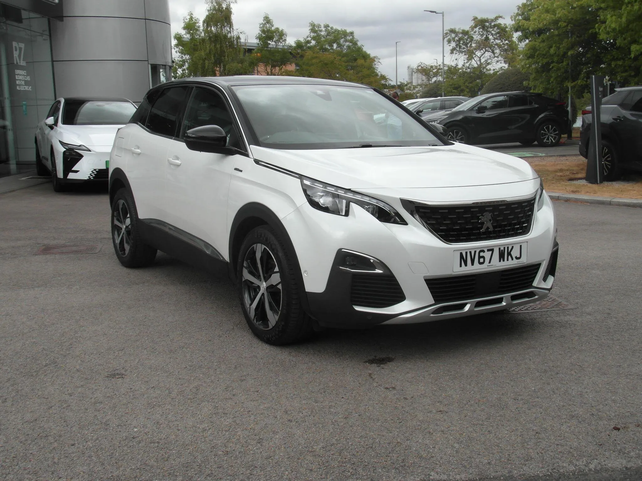 Peugeot 3008 dealer public-web source image