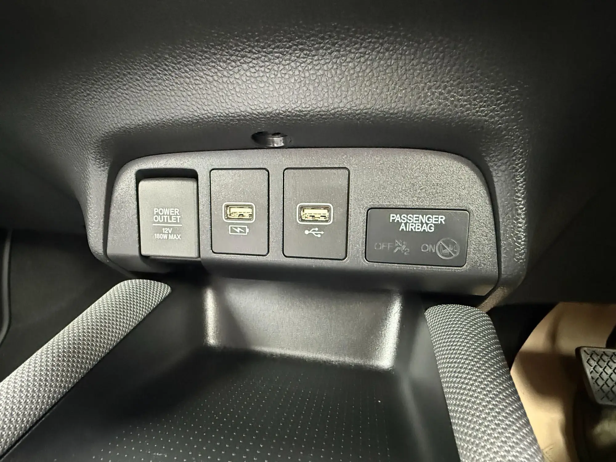Honda Jazz Hybrid Image 30