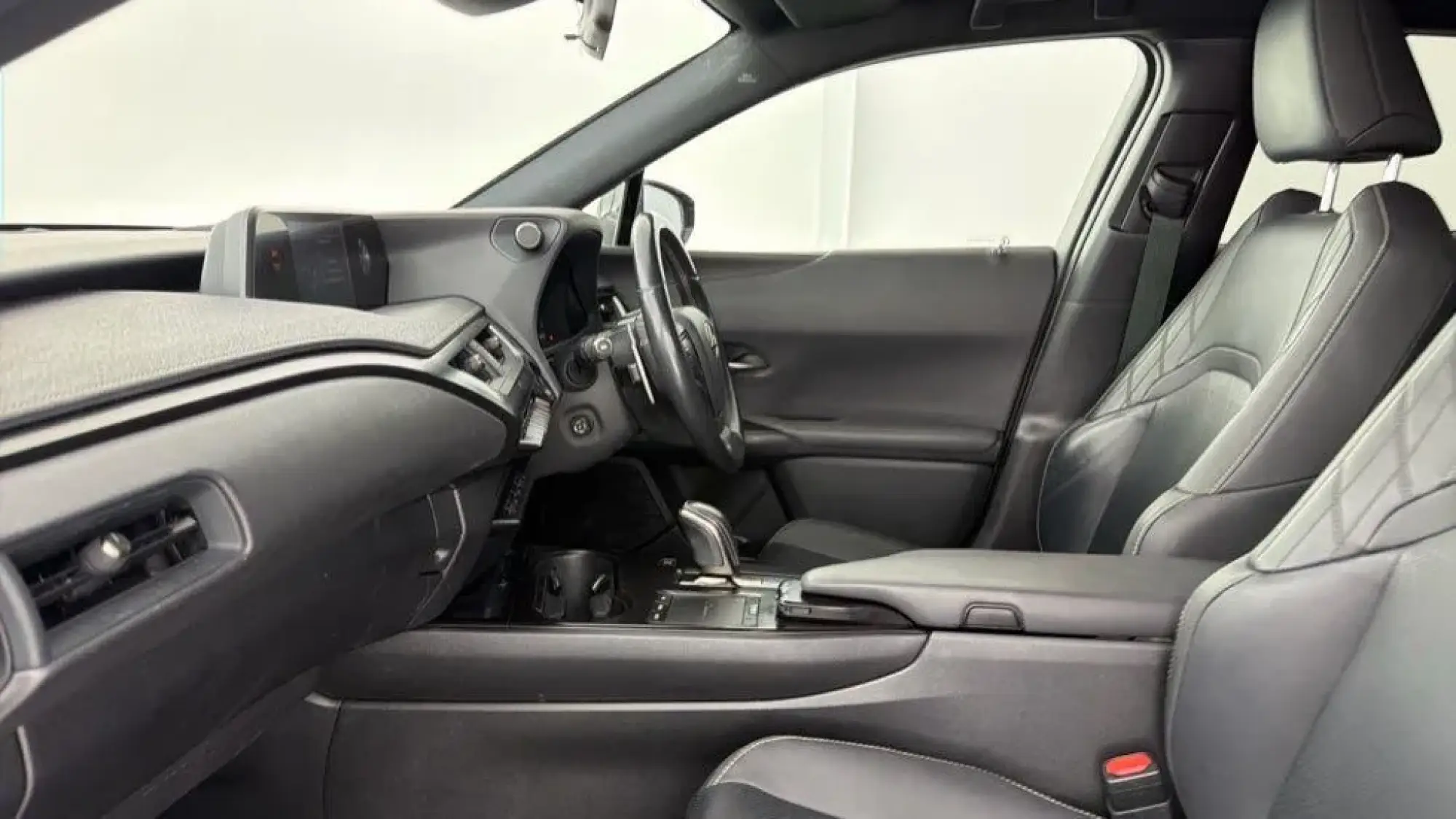 Lexus UX Image 19 Lexus UX Image 19