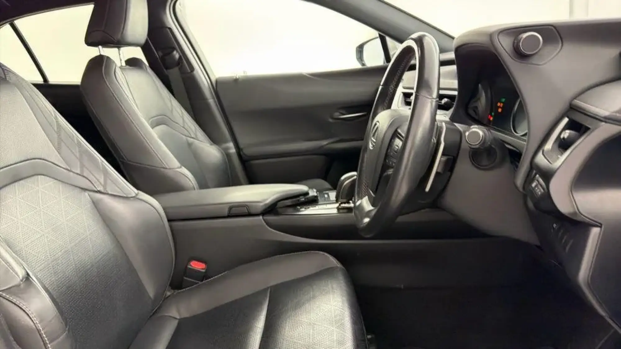 Lexus UX Image 20 Lexus UX Image 20