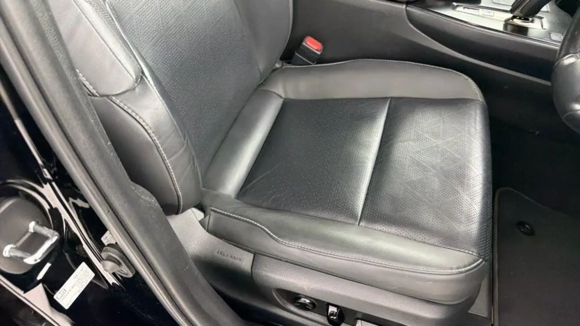 Lexus UX Image 21 Lexus UX Image 21