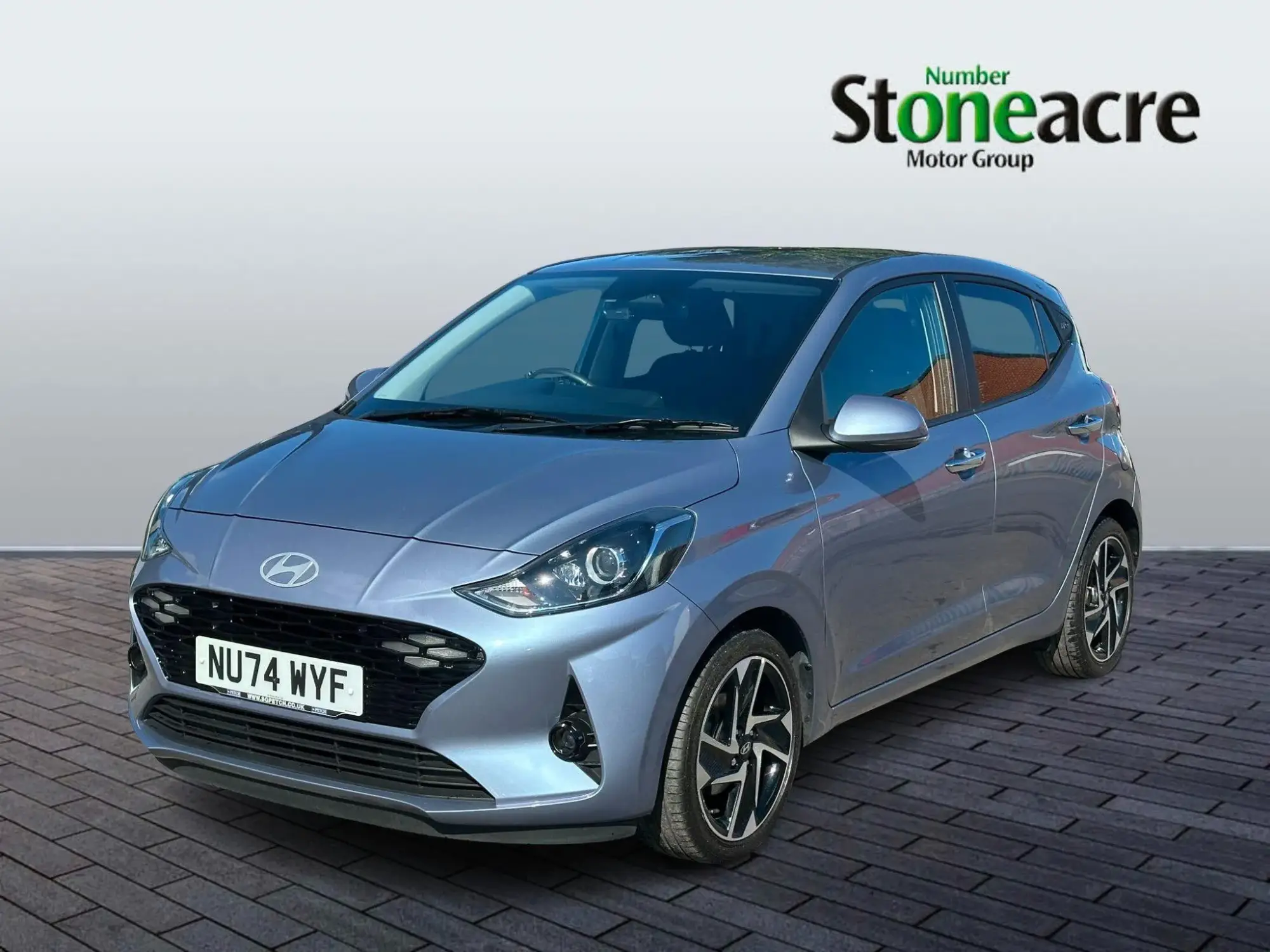 Hyundai i10 Image 3 Hyundai i10 Image 3