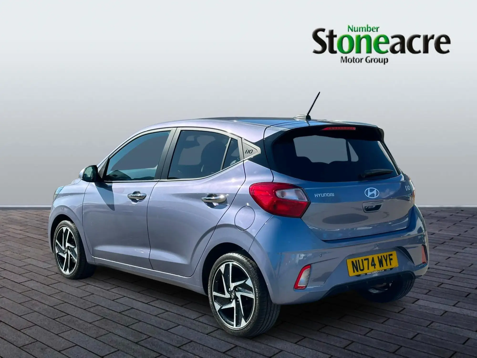 Hyundai i10 Image 4 Hyundai i10 Image 4