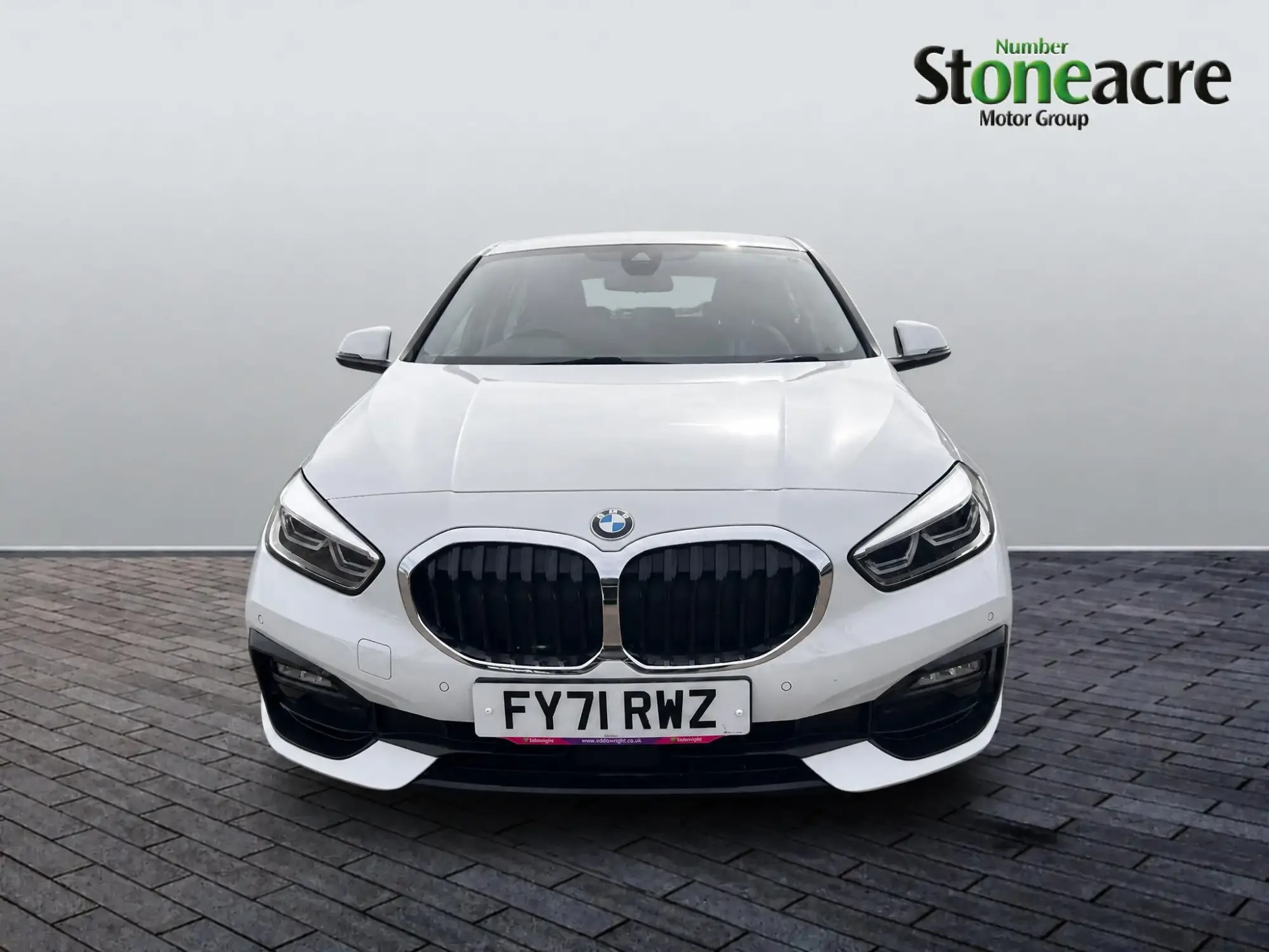 BMW 1 Series Image 2 BMW 1 Series Image 2