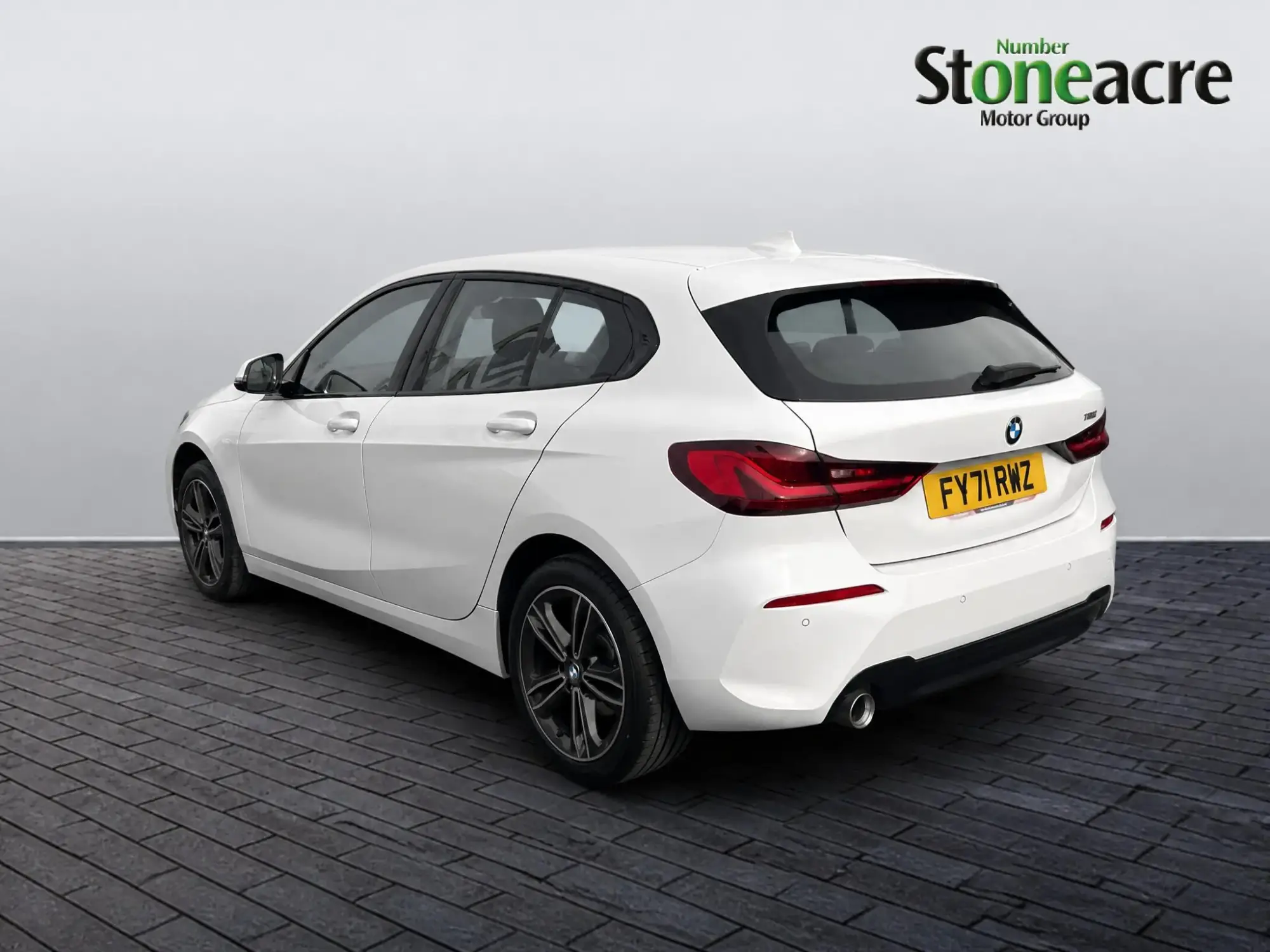 BMW 1 Series Image 4 BMW 1 Series Image 4