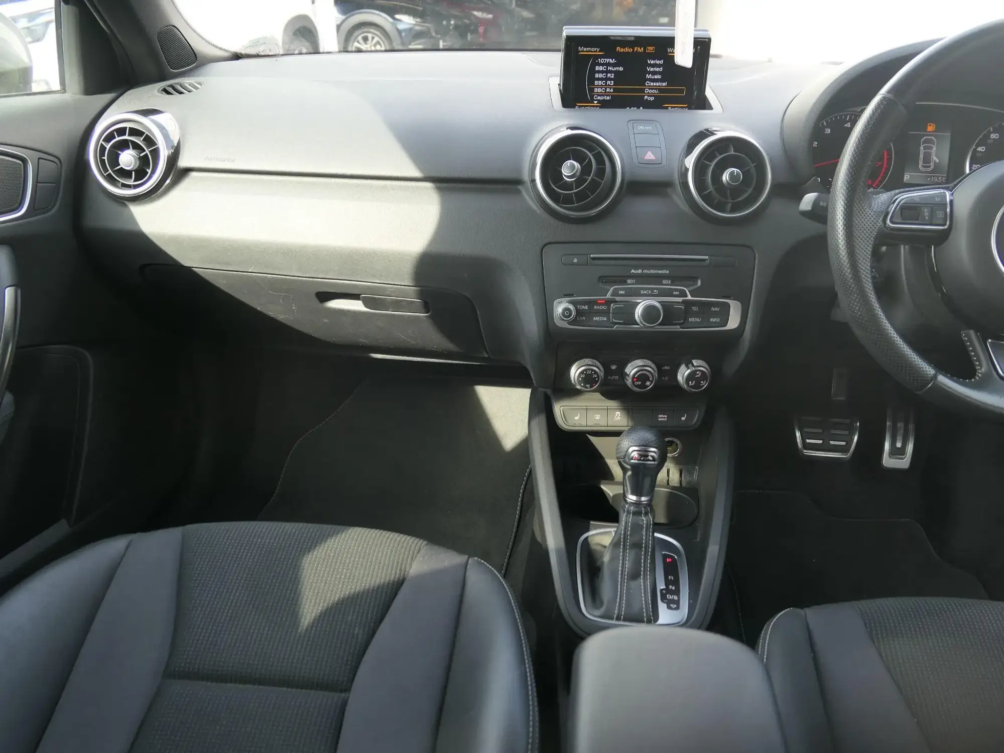 Audi A1 Image 16