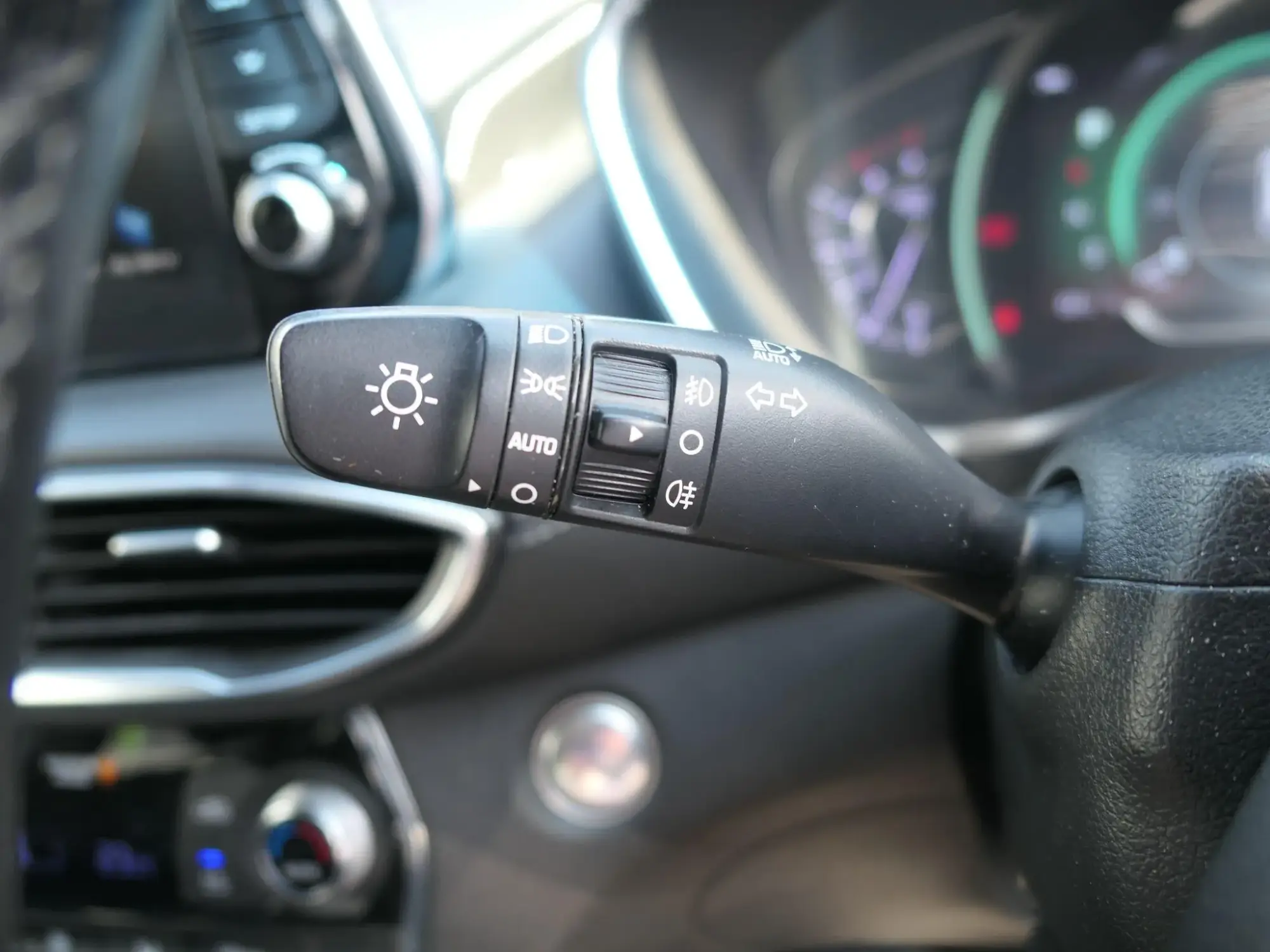 Hyundai SANTA FE Image 19