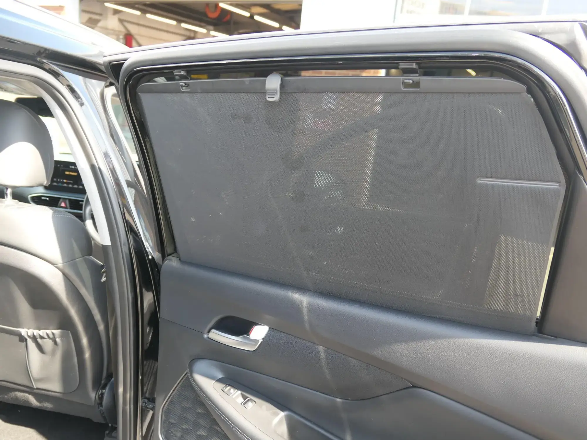 Hyundai SANTA FE Image 28
