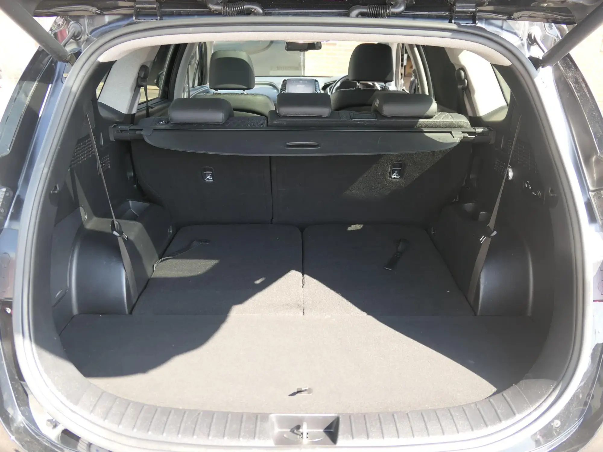 Hyundai SANTA FE Image 34