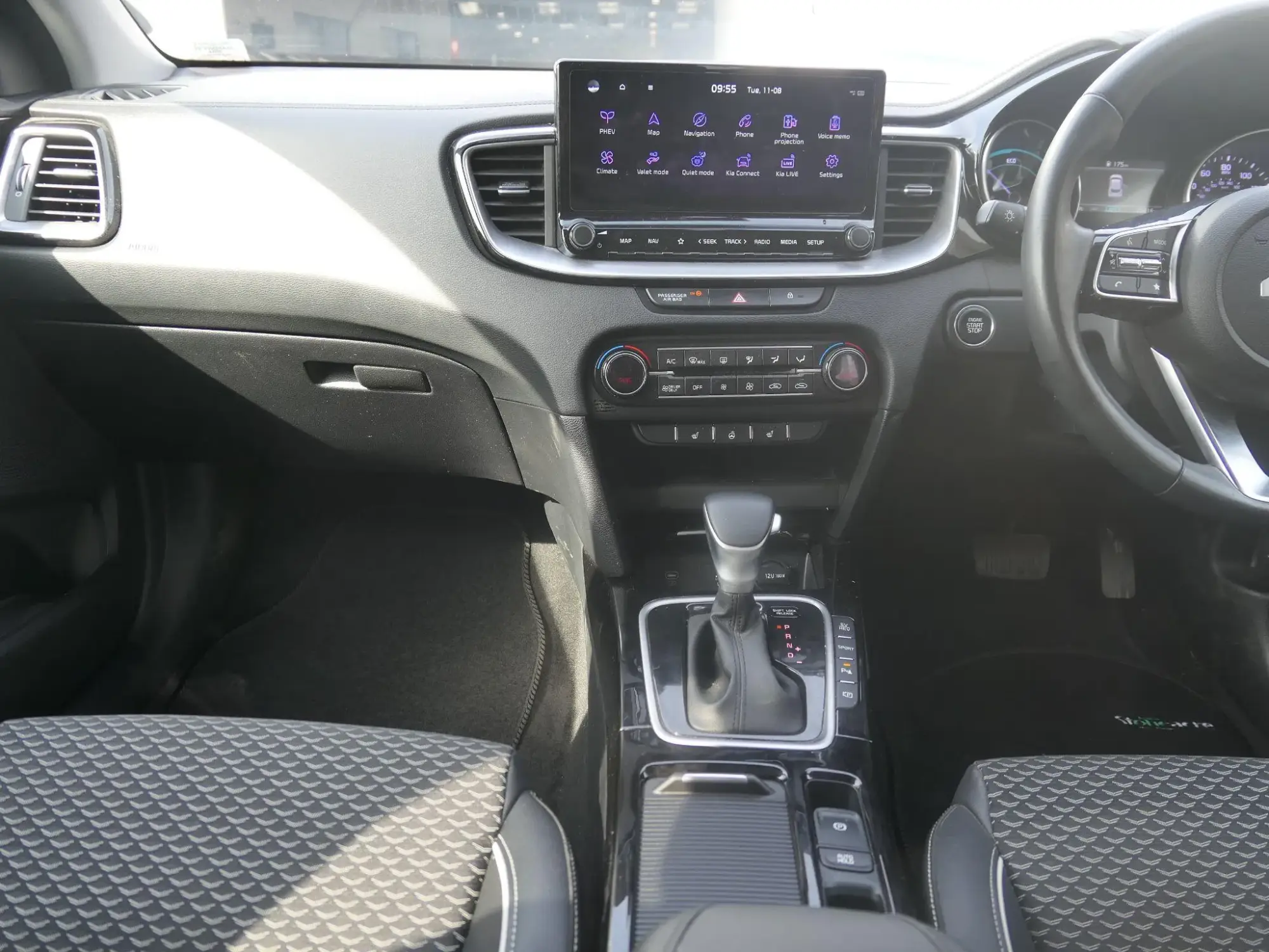 Kia XCeed Plug-In Hybrid Image 11