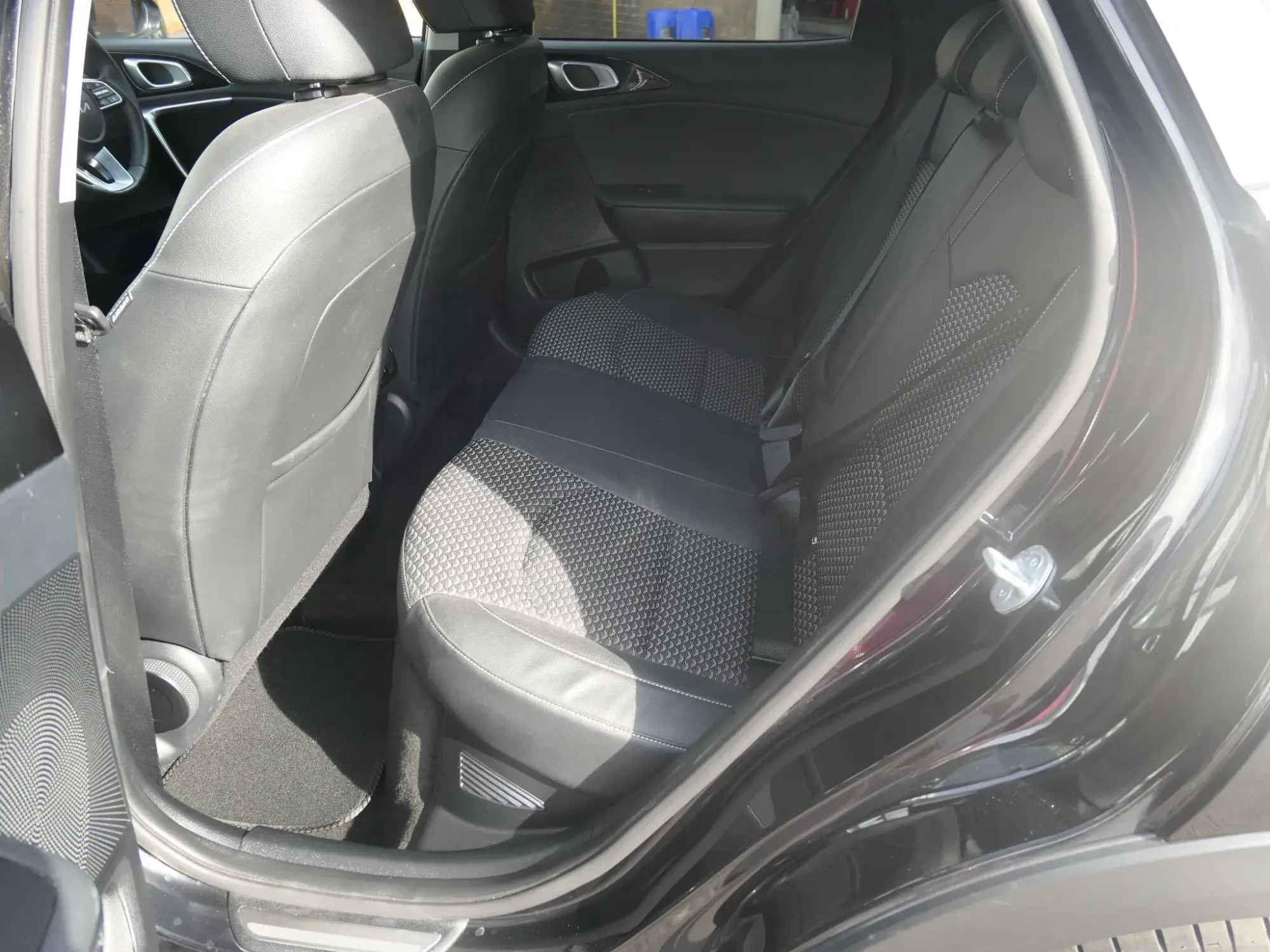 Kia XCeed Plug-In Hybrid Image 13