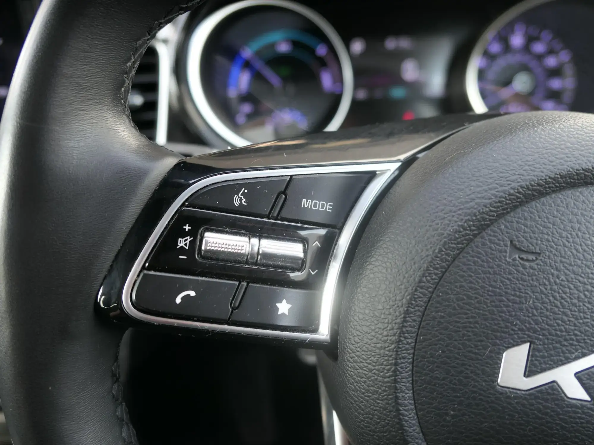 Kia XCeed Plug-In Hybrid Image 17