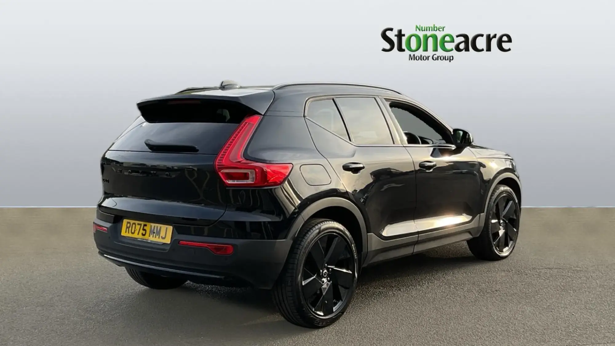 Volvo XC40 Image 2