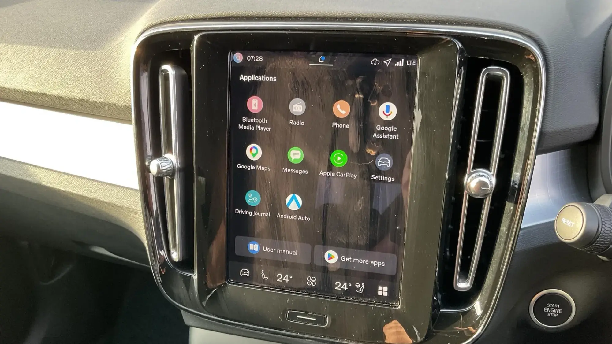 Volvo XC40 Image 12