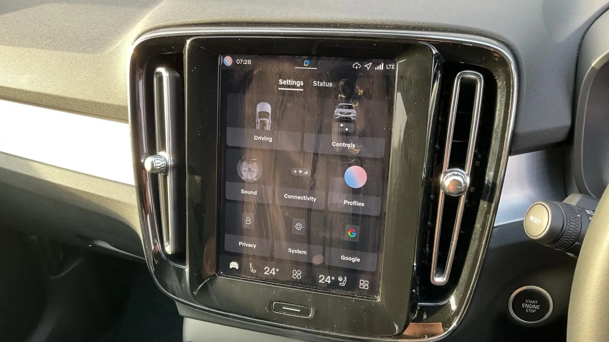 Volvo XC40 Image 17