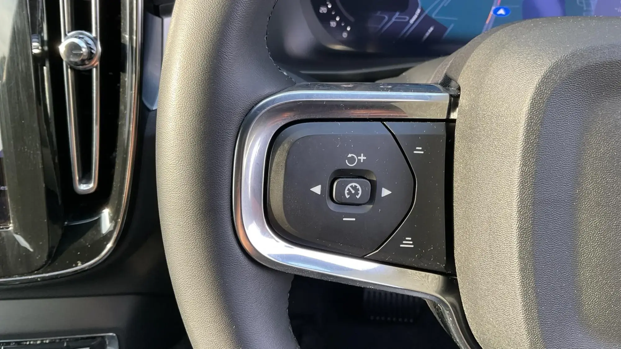 Volvo XC40 Image 21