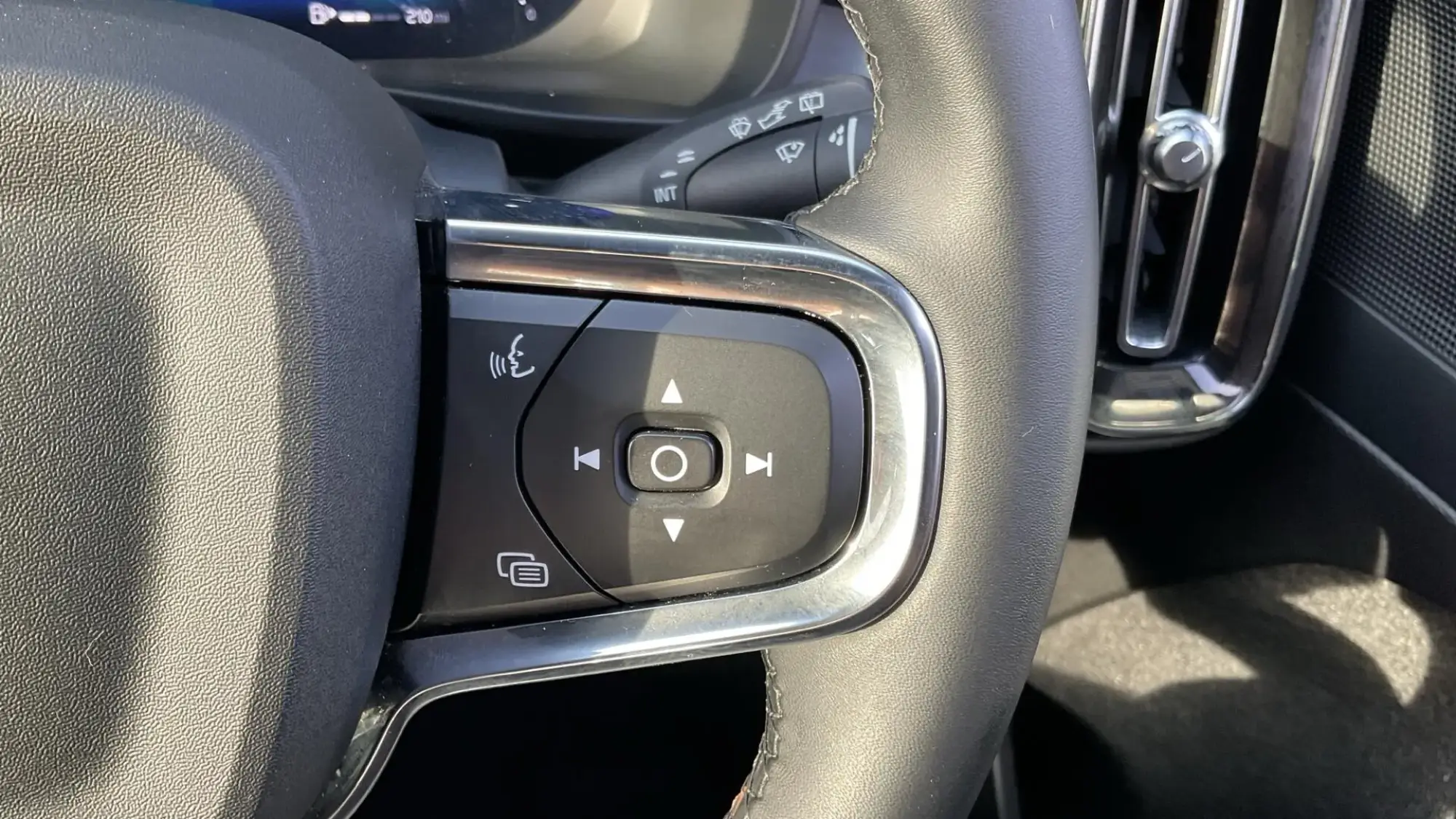 Volvo XC40 Image 22