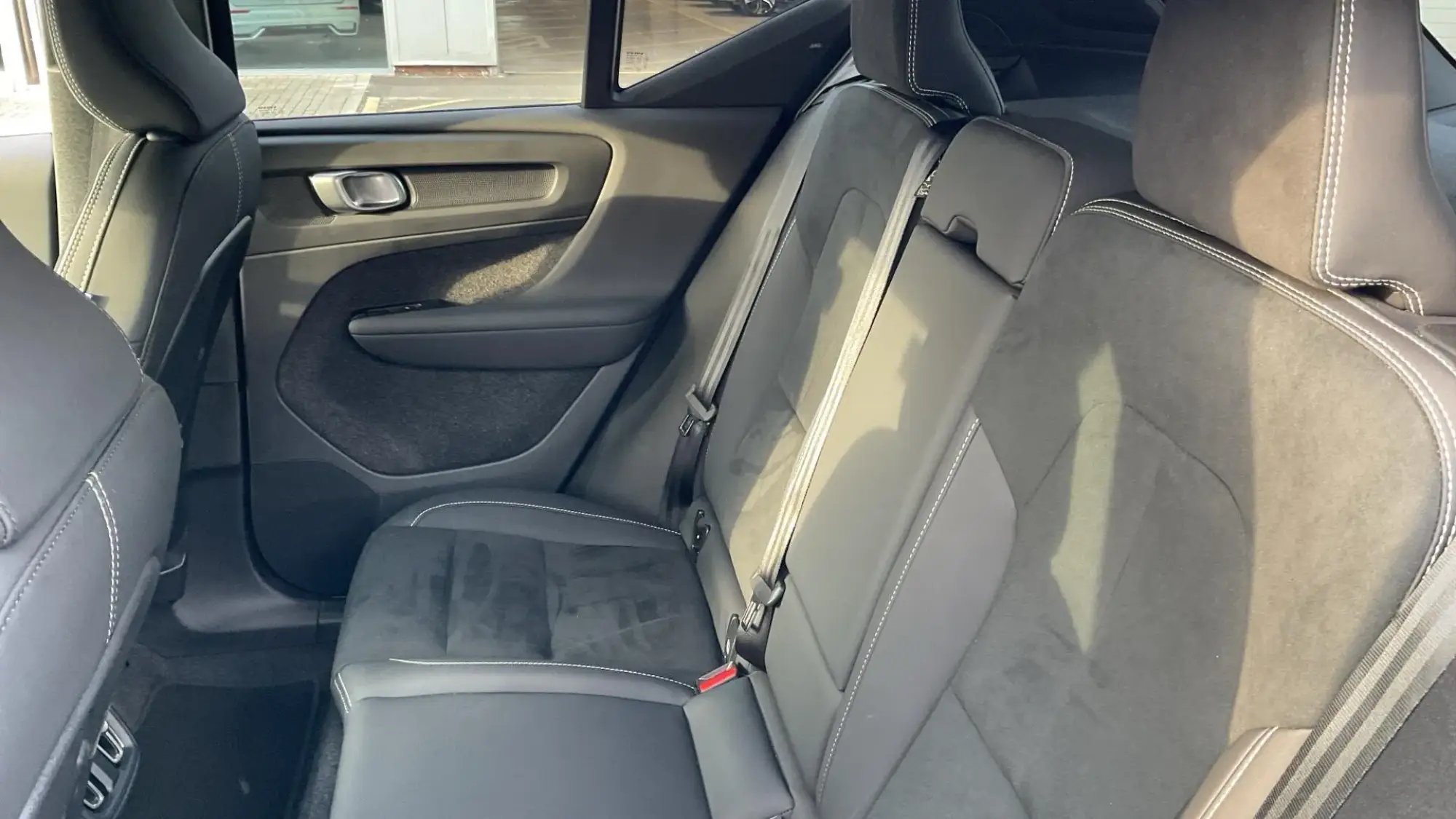 Volvo XC40 Image 33