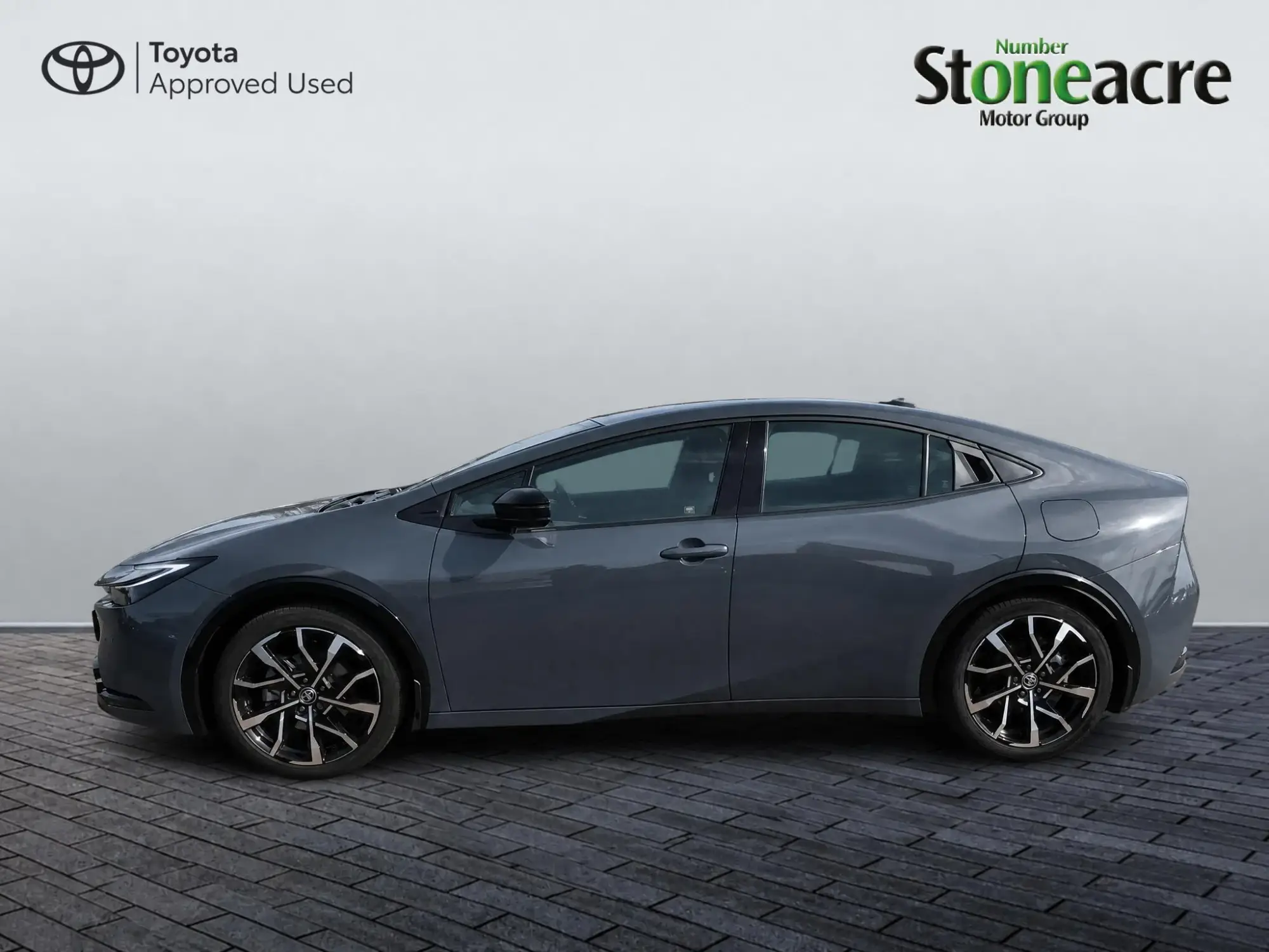 Toyota Prius Plug-in Hybrid Image 17 Toyota Prius Plug-in Hybrid Image 17