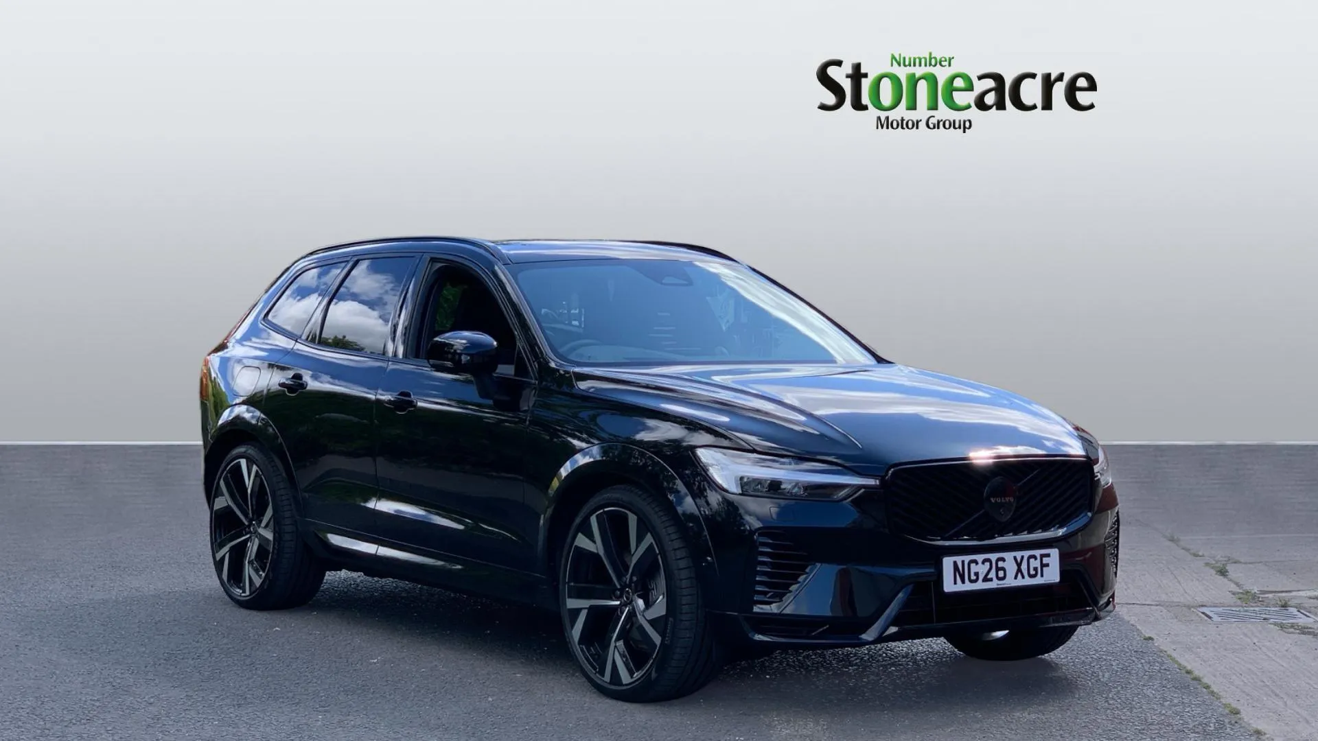 Volvo XC60 listing photo